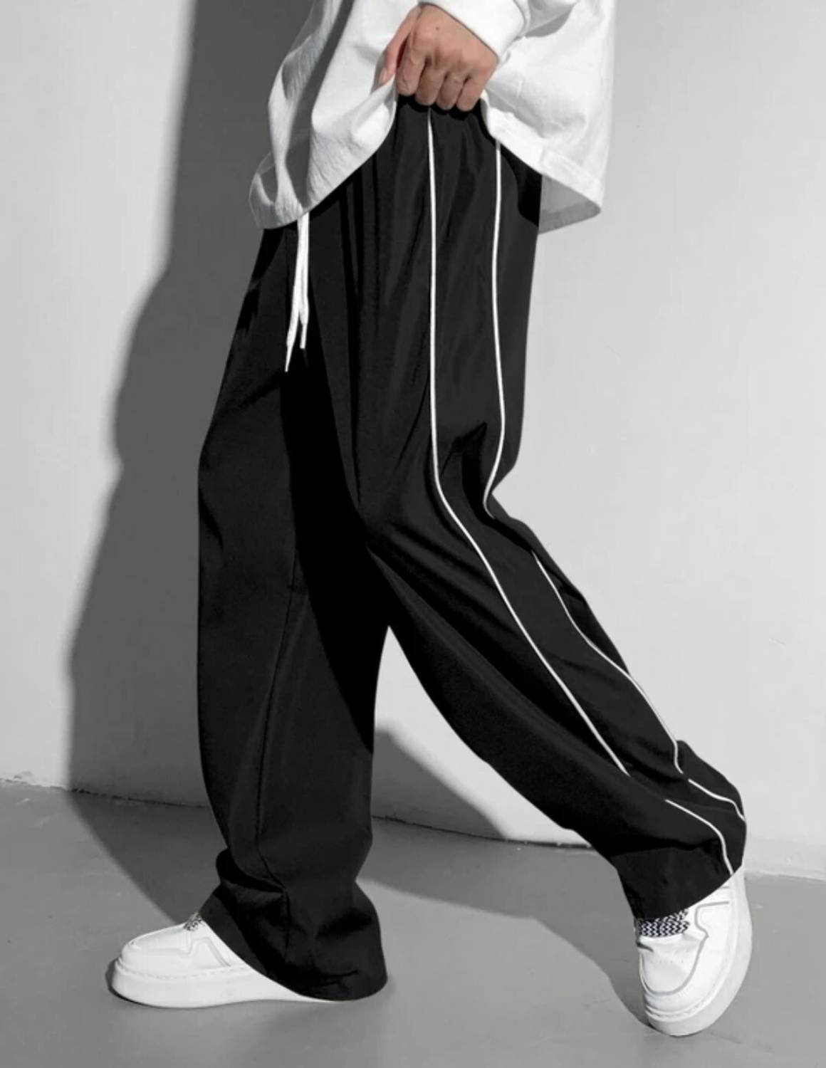 Amakriti Essence Loose Fit Black Trousers - Image 3