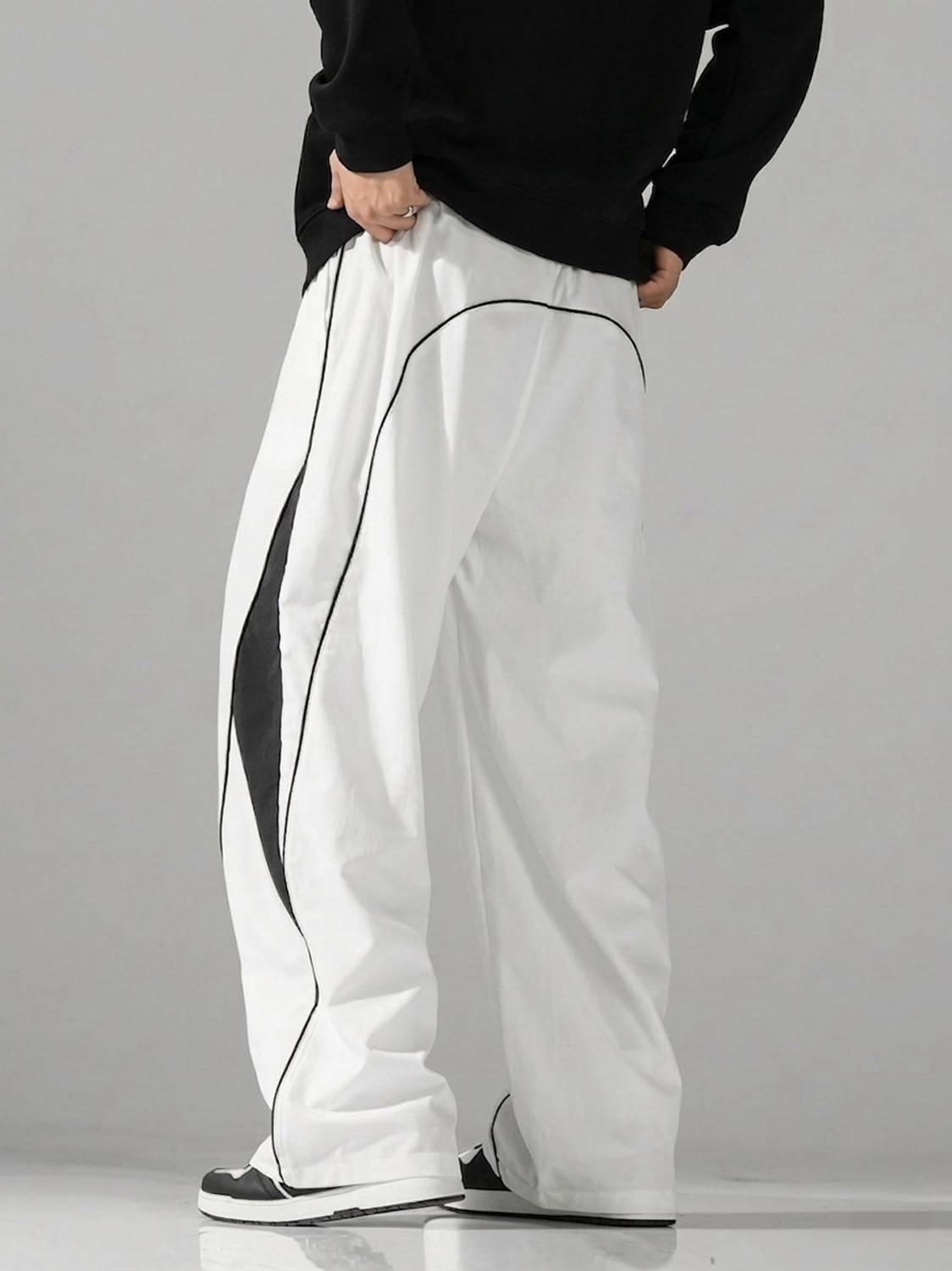VEXUA Striped Men White, Black Track Pants - Image 3