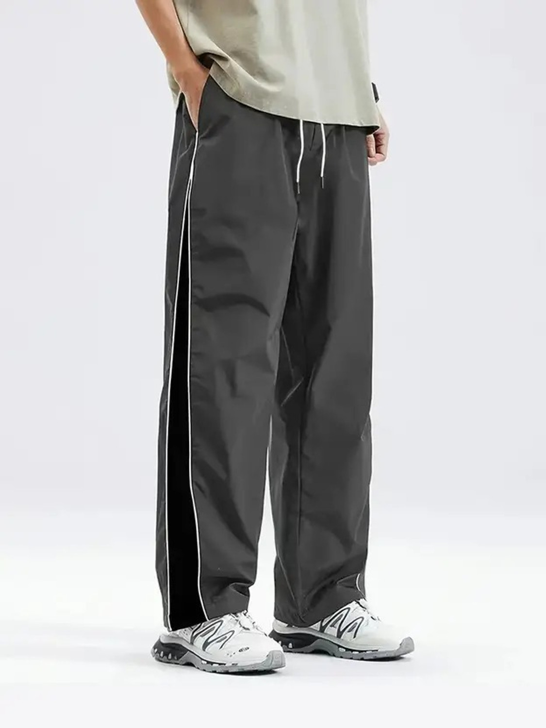 Image of Else & What Regular Fit Men Grey Trousers