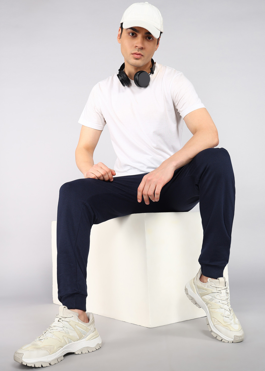 Image of Moda Rapido Solid Men Dark Blue Track Pants
