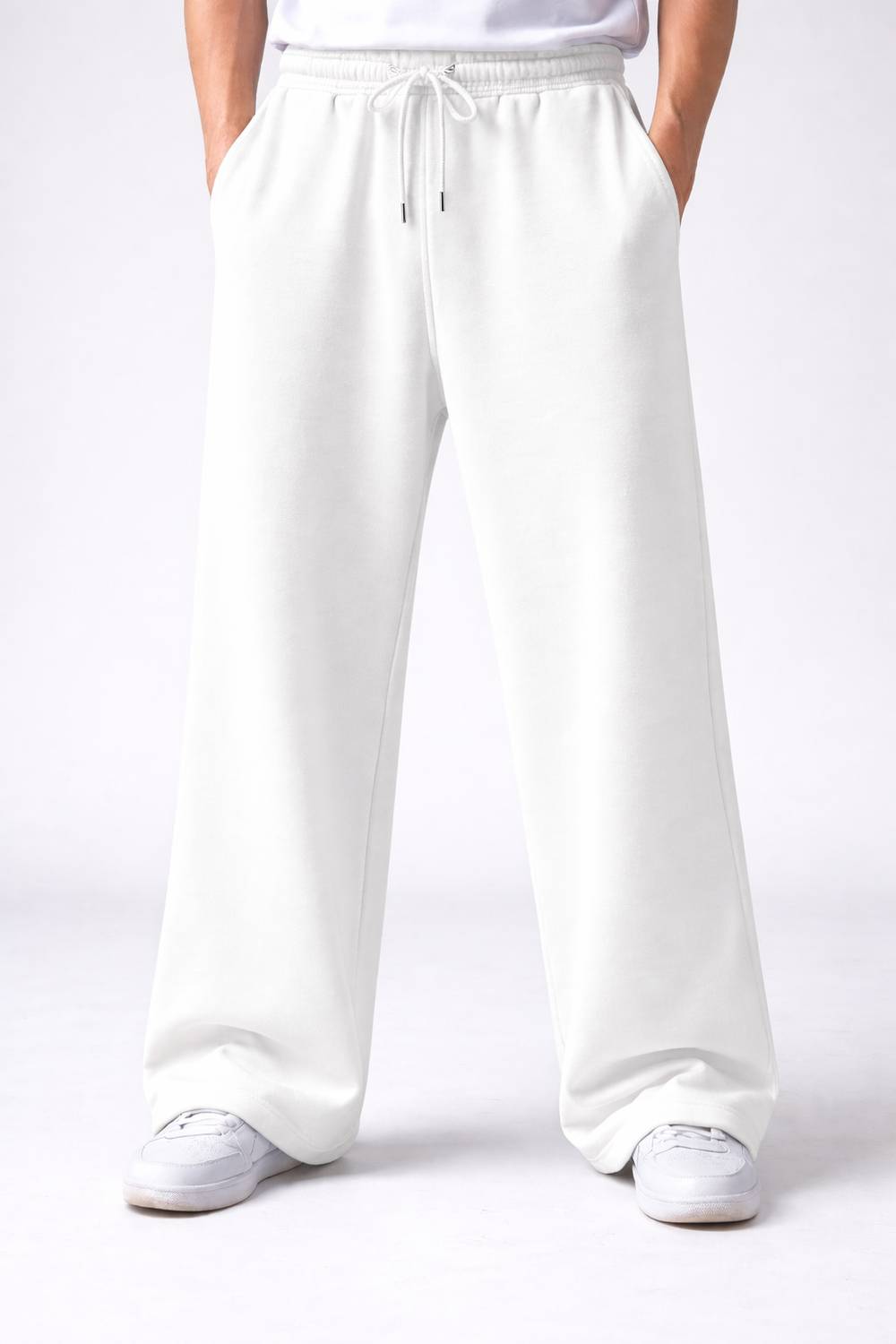 HUSTLEWELL Men White Loose Fit Trousers - Image 1