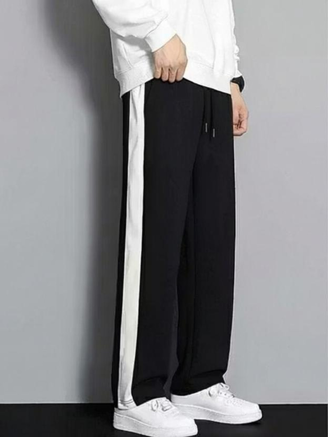 Image of STITCHCOUNTER Solid Men Black Track Pants