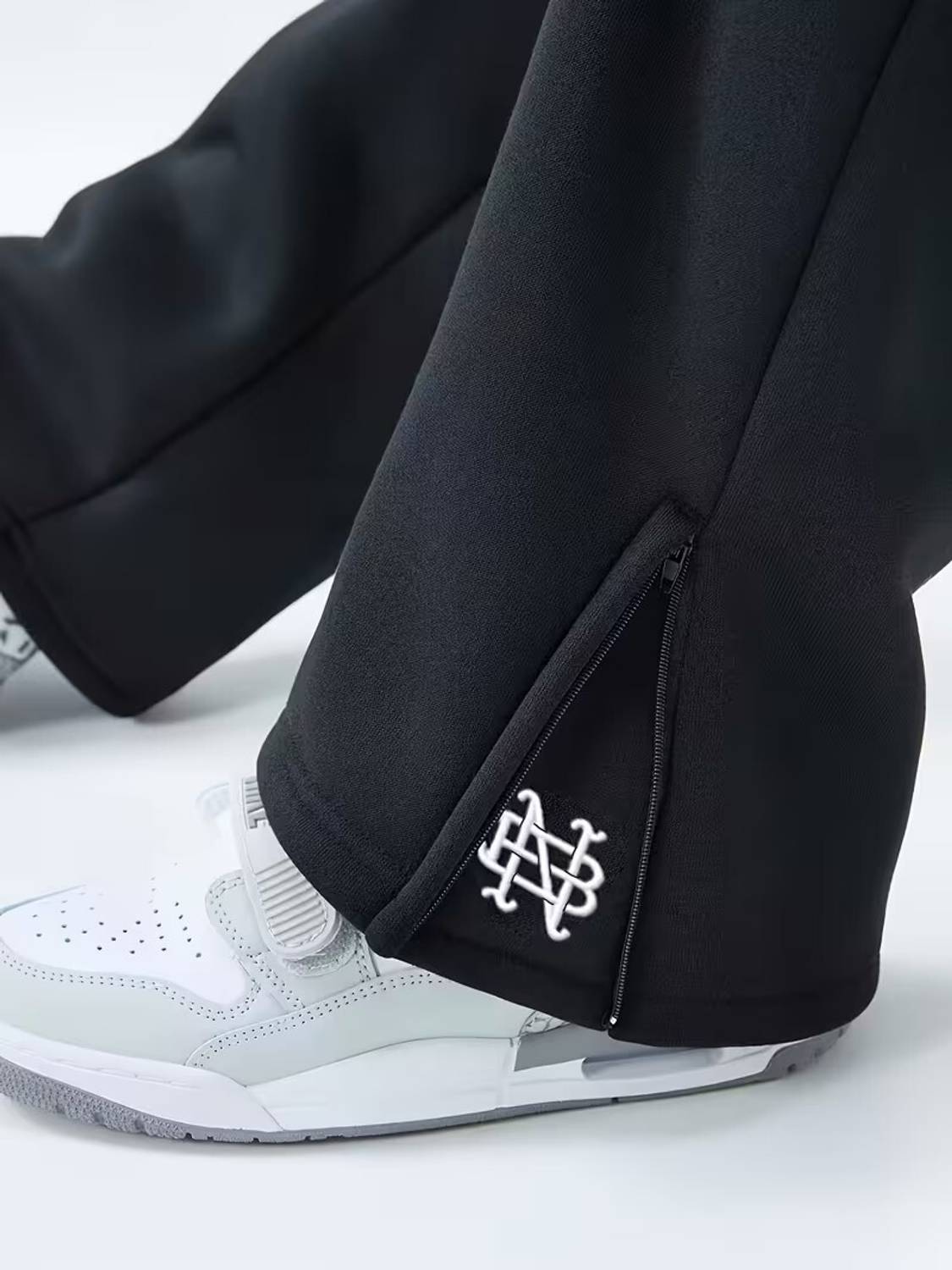 METRONAUT Men Black Printed Track Pants - Image 4