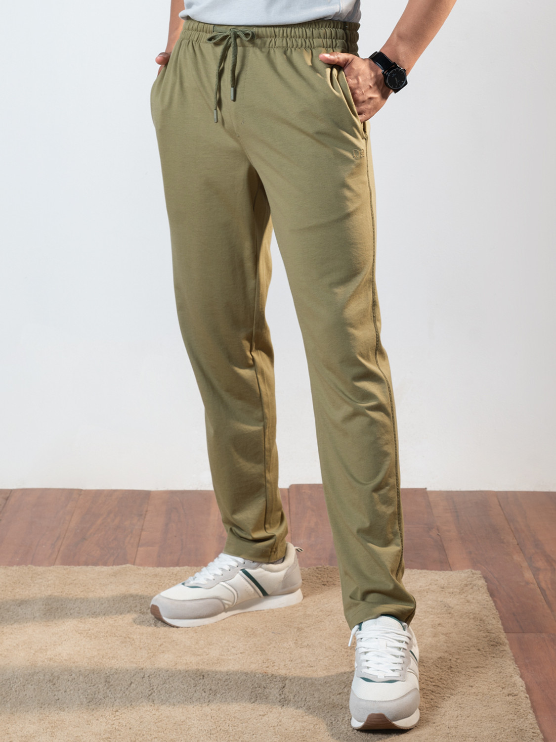 Damensch Solid Men Beige Track Pants