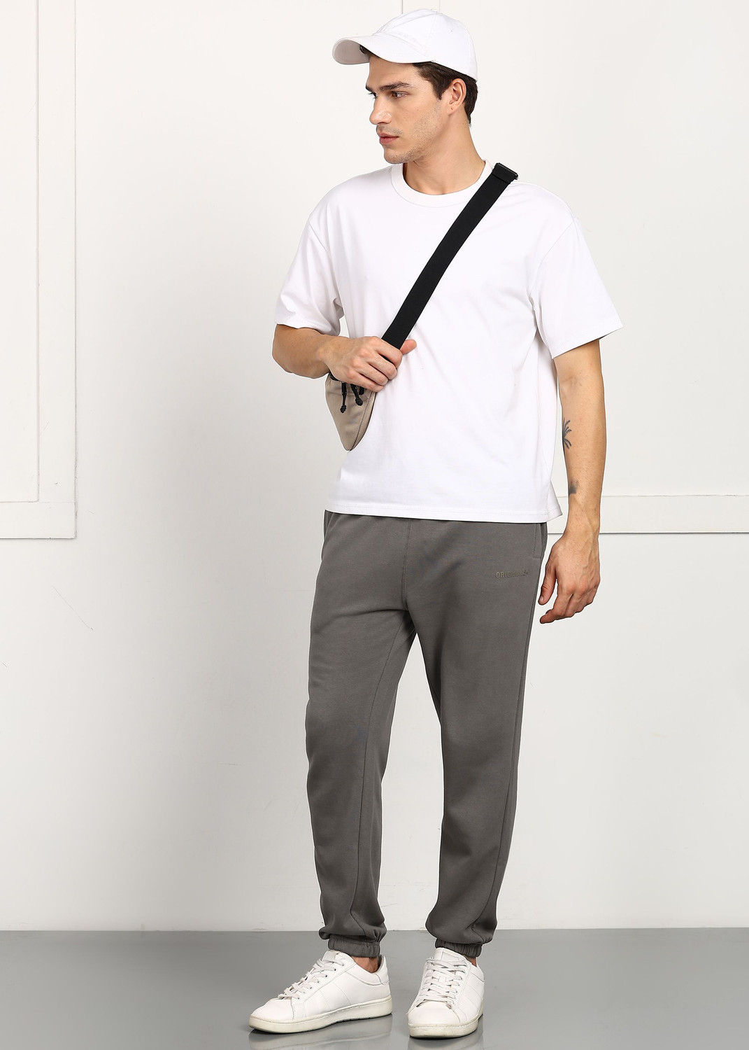 Image of Alan Jones Solid Men Grey Track Pants