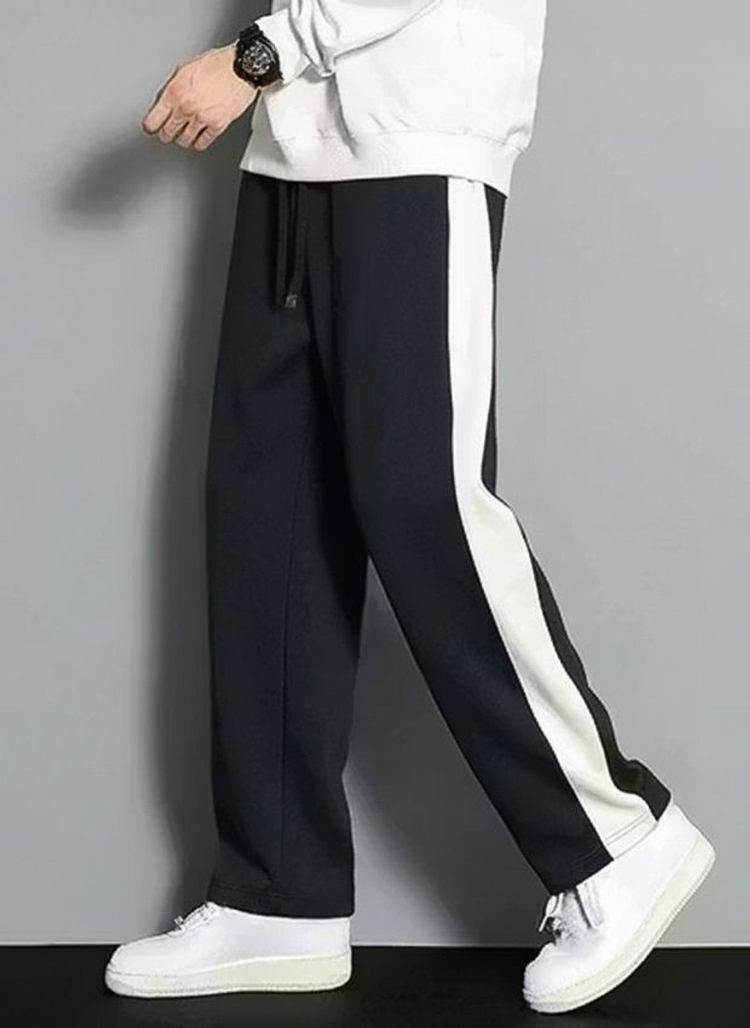 Image of STITCHCOUNTER Solid Men Black Track Pants