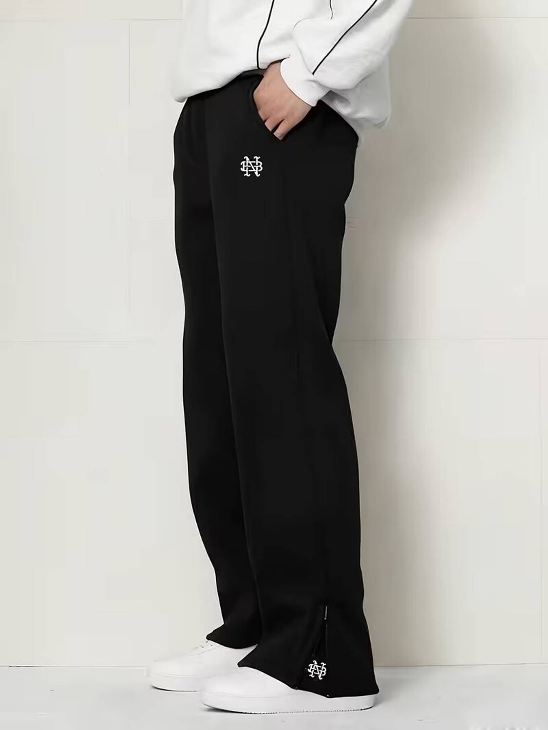 METRONAUT Men Black Printed Track Pants - Image 3