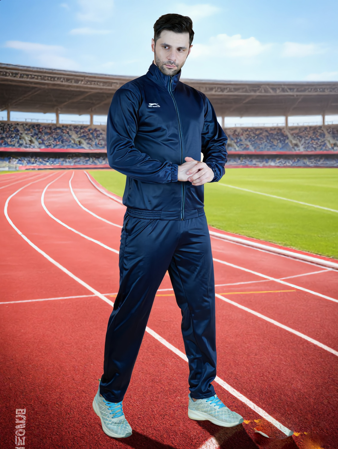 Image of Shiv Naresh Solid Men Track Suit