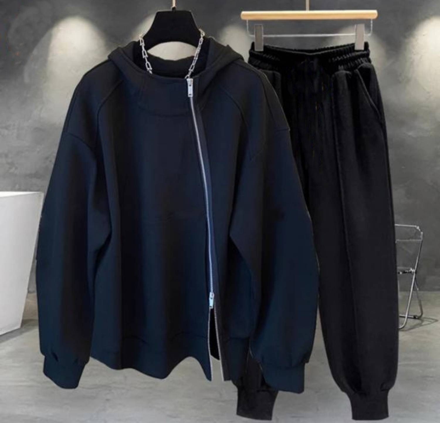 youngcash Solid Men & Women Track Suit