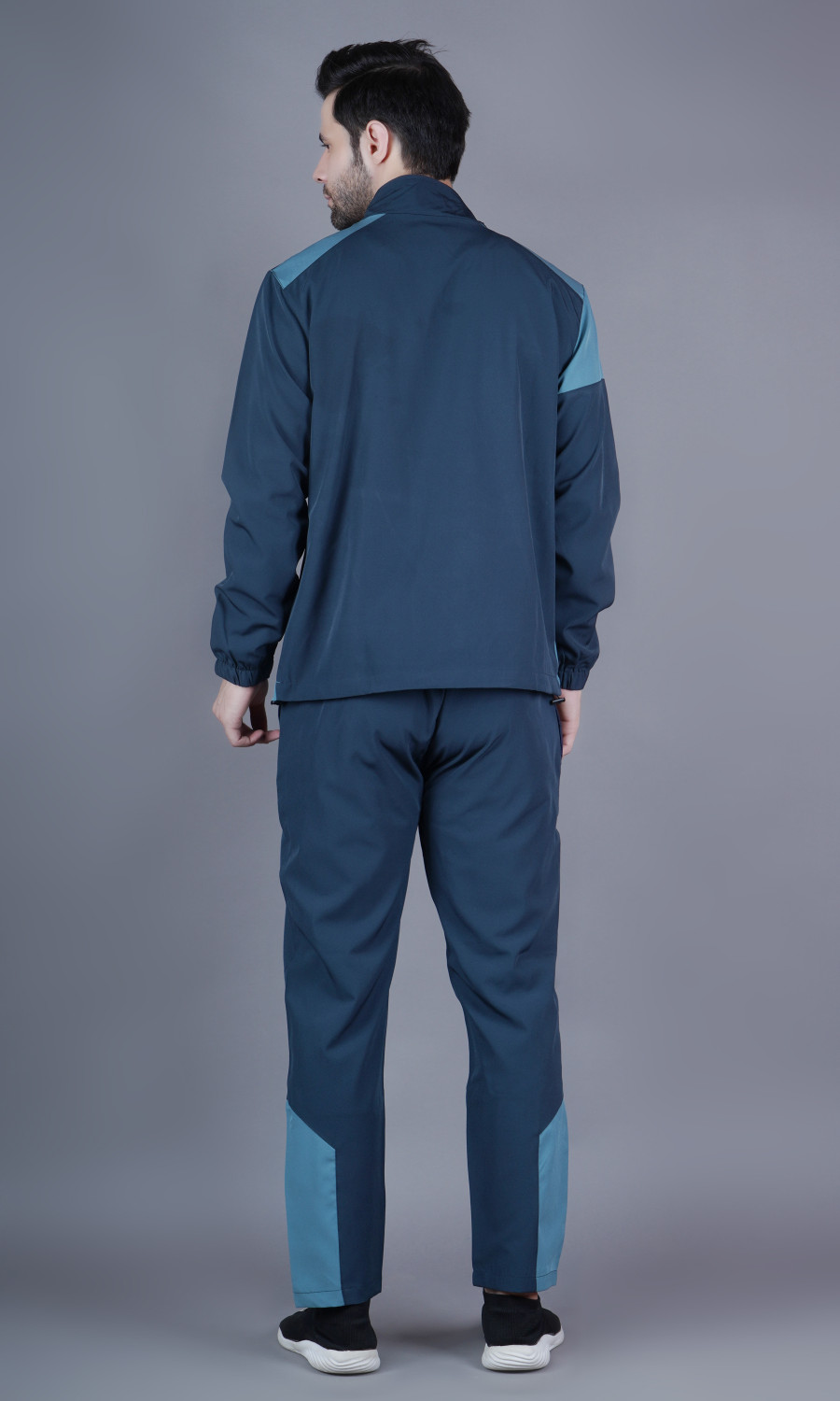 Image of Shiv Naresh Solid Men Track Suit