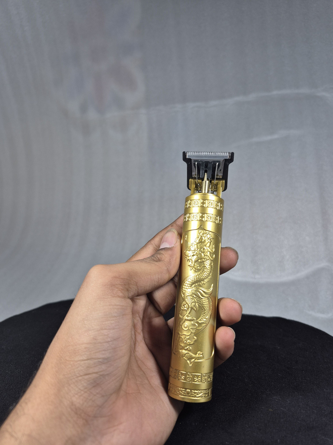 Image of vintagee T9 Professional Hair Trimmer for Men |Cordless Rechargeable Beard & Hair Clipper Trimmer 120 min Runtime 5 Length Settings (Gold)
