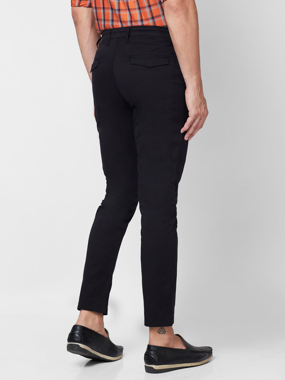 Image of GIORDANO Regular Fit Men Black Trousers