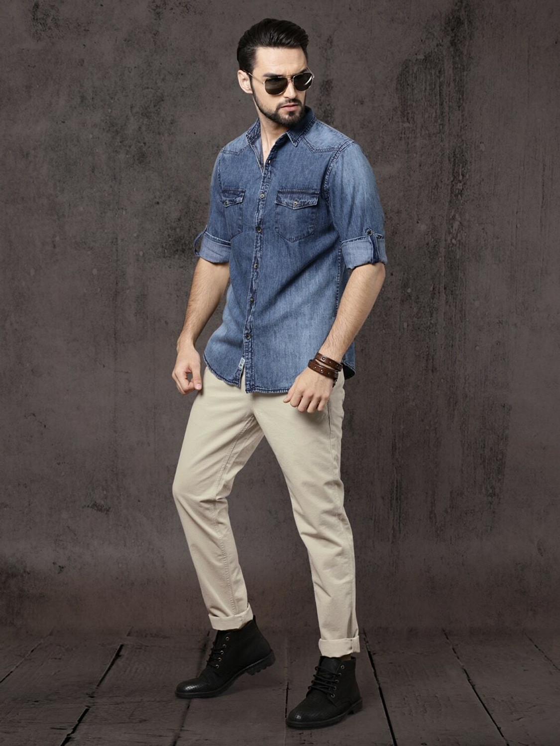 Image of Roadster Regular Fit Men Beige Trousers