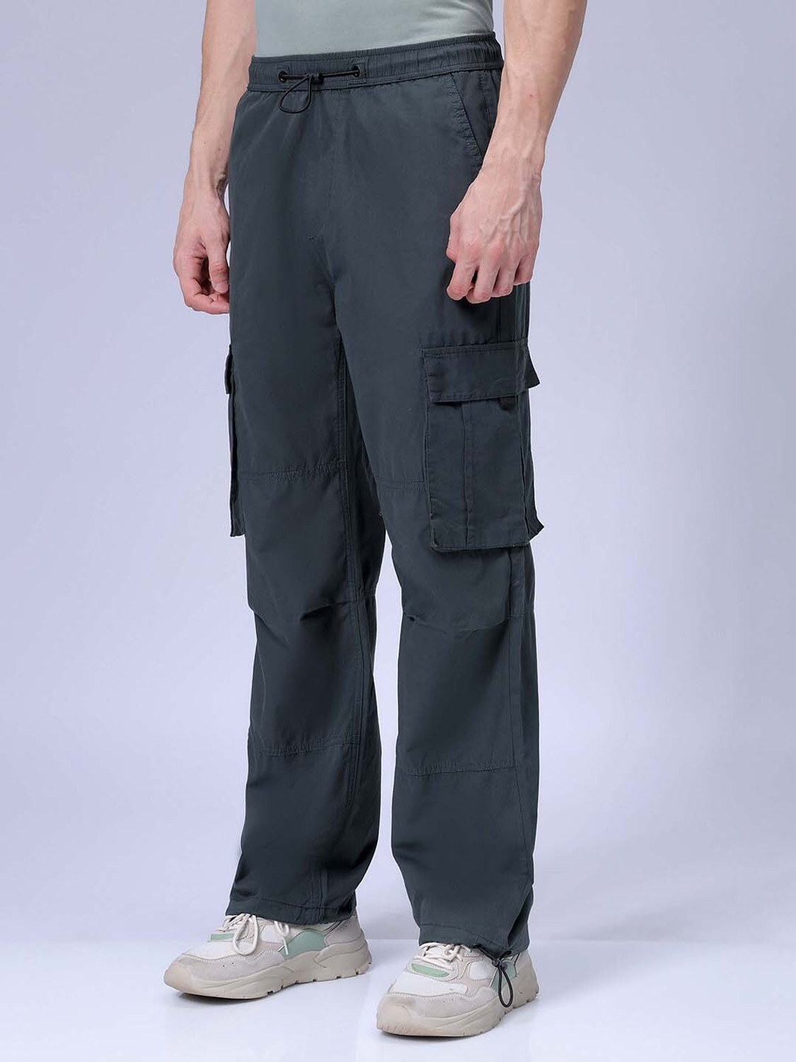 Image of The Indian Garage Co. Relaxed Men Green Trousers
