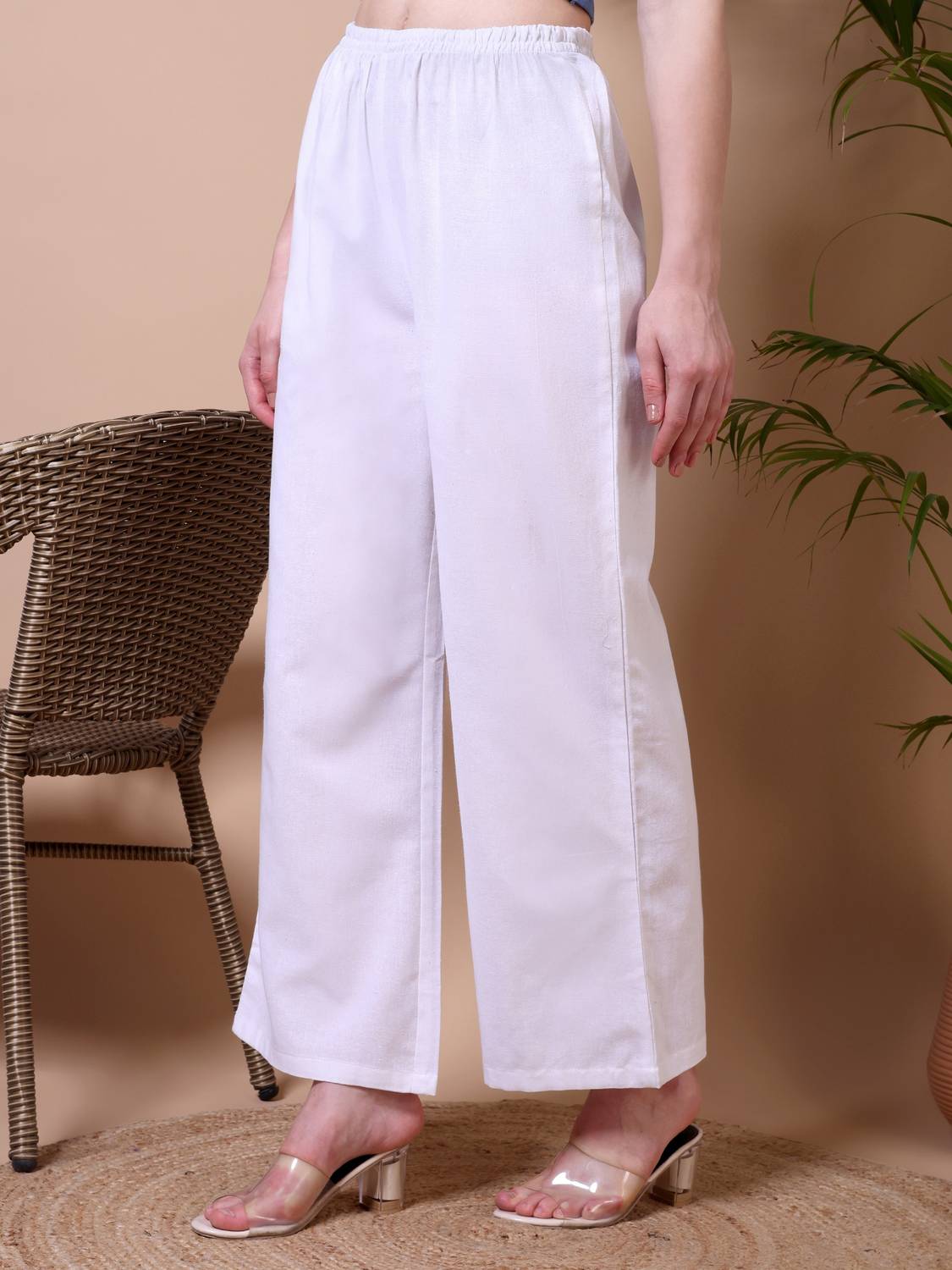 Ameerah Regular Fit Women White Trousers