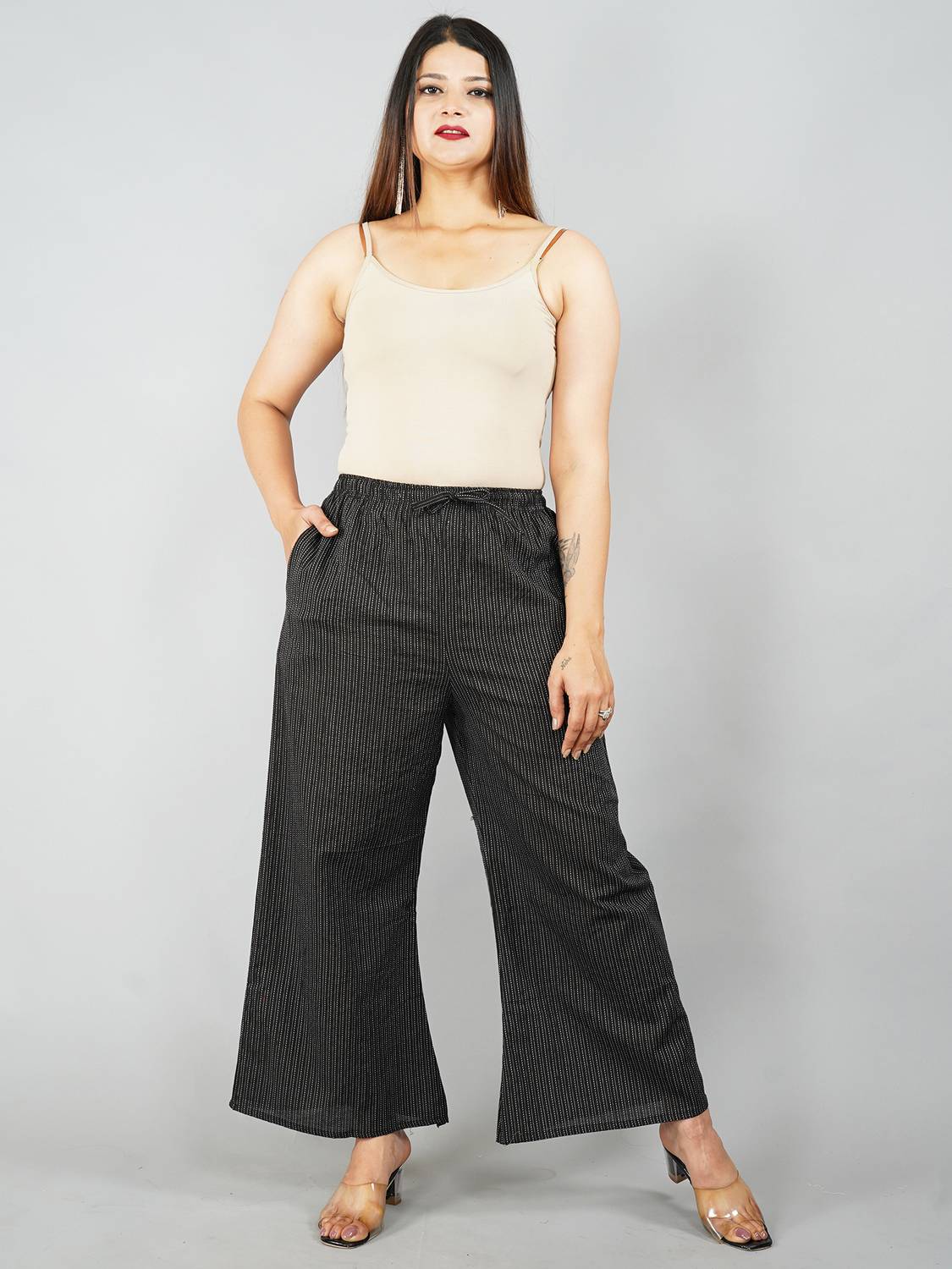 ABRAV Regular Fit Women Black Trousers