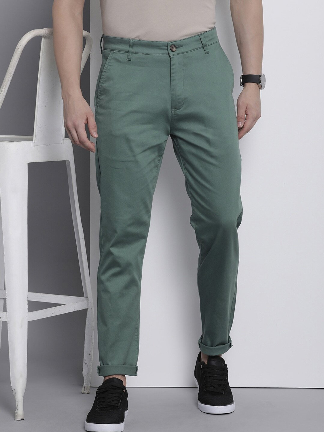 Image of The Indian Garage Co. Slim Fit Men Green Trousers