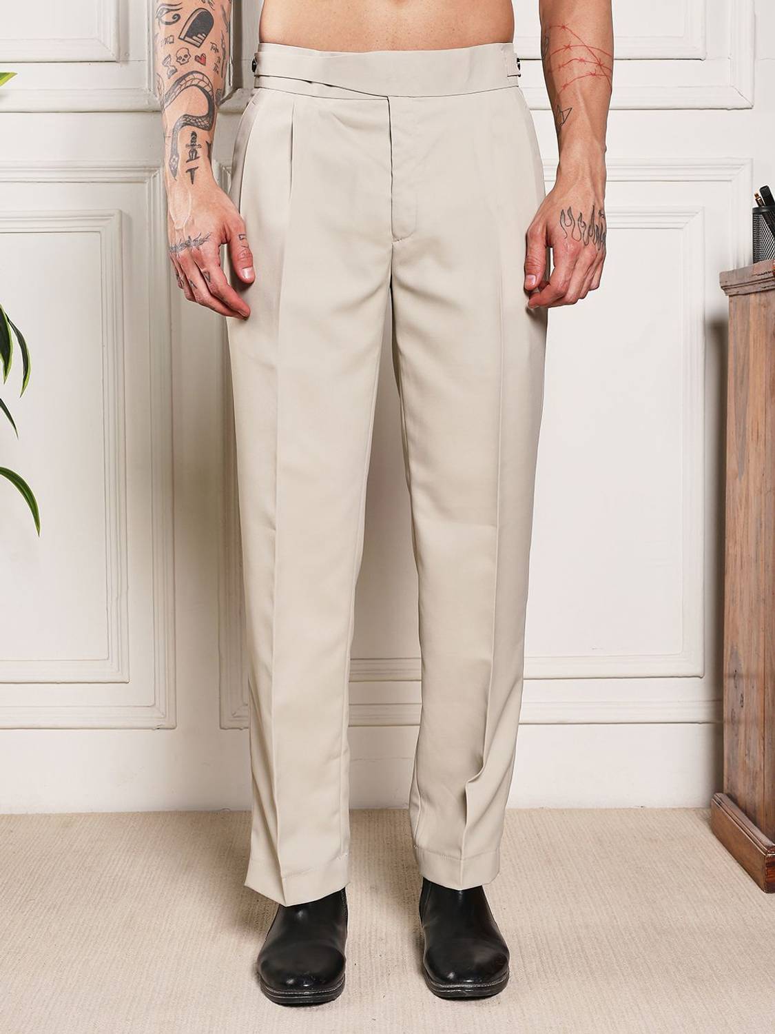 VASTRANU Loose Fit Men Beige Trousers - Image 1