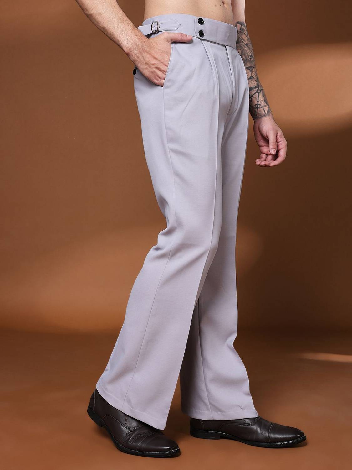 VIVA Regular Fit Men Grey Trousers - Image 1