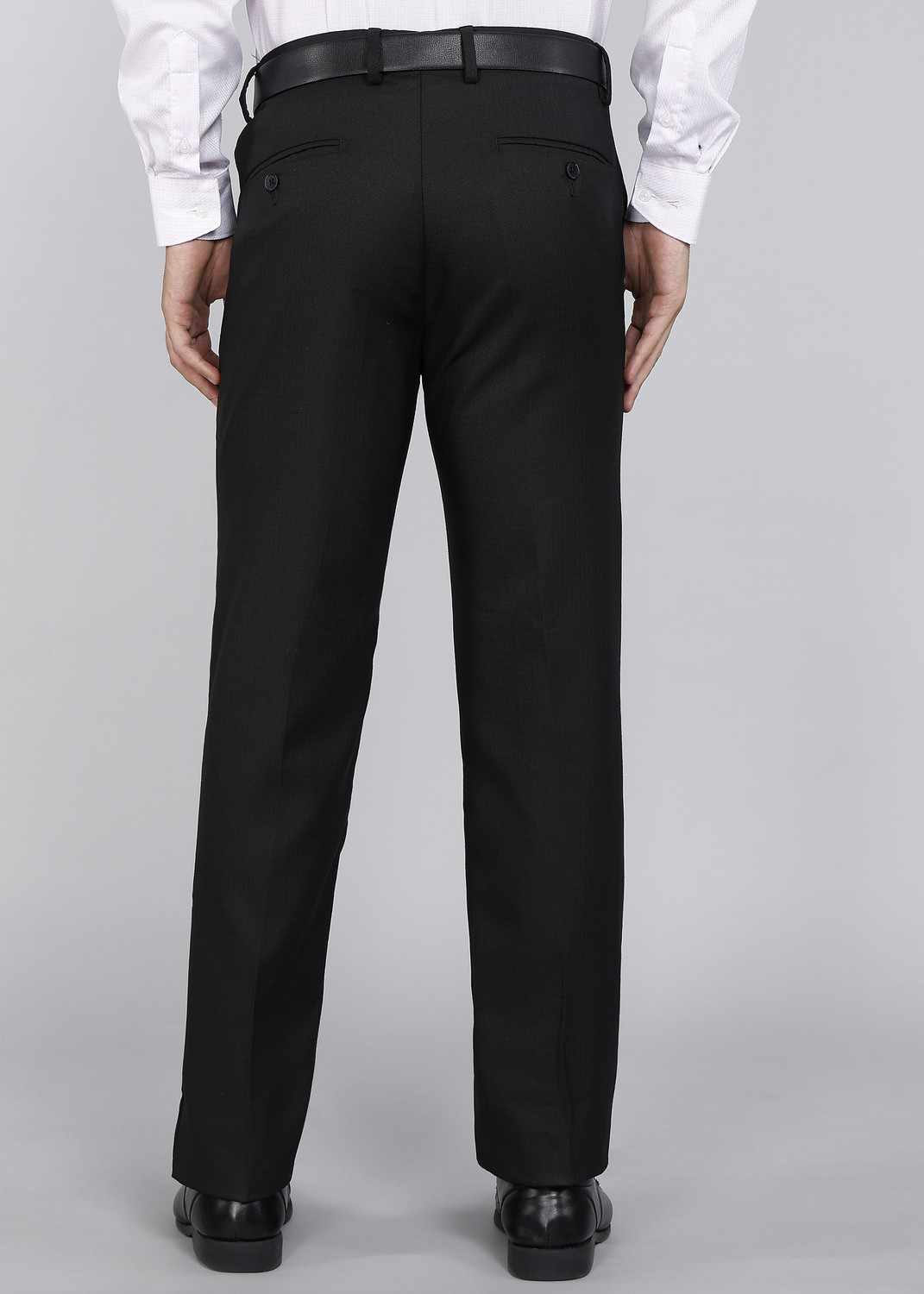 Image of VAN HEUSEN Slim Fit Men Black Trousers