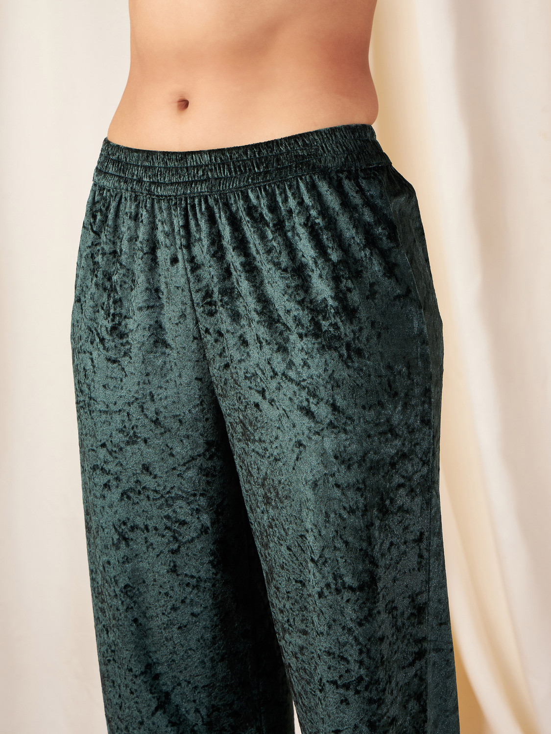 Image of Shae by SASSAFRAS Regular Fit Women Green Trousers