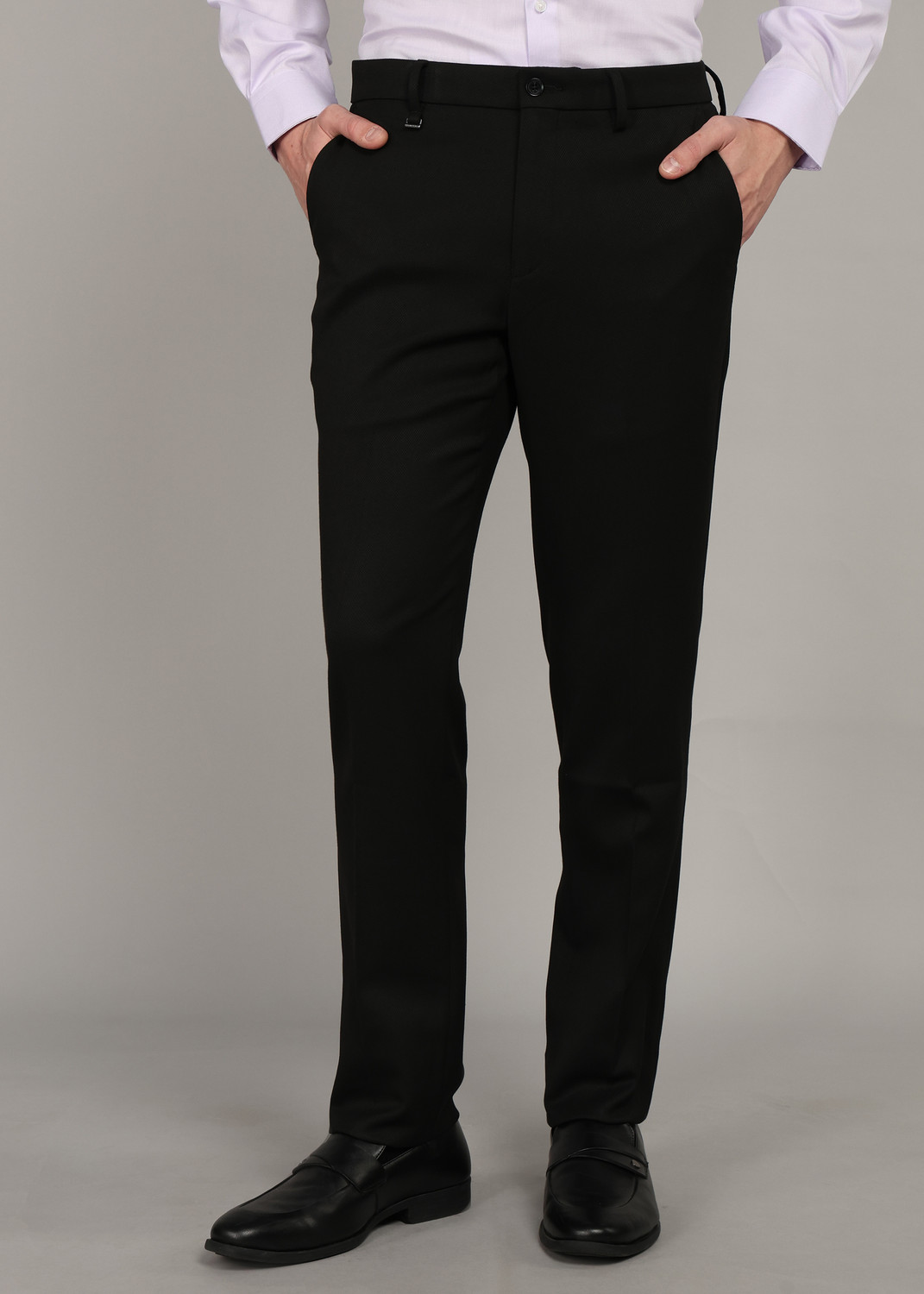 Image of VAN HEUSEN Slim Fit Men Black Trousers
