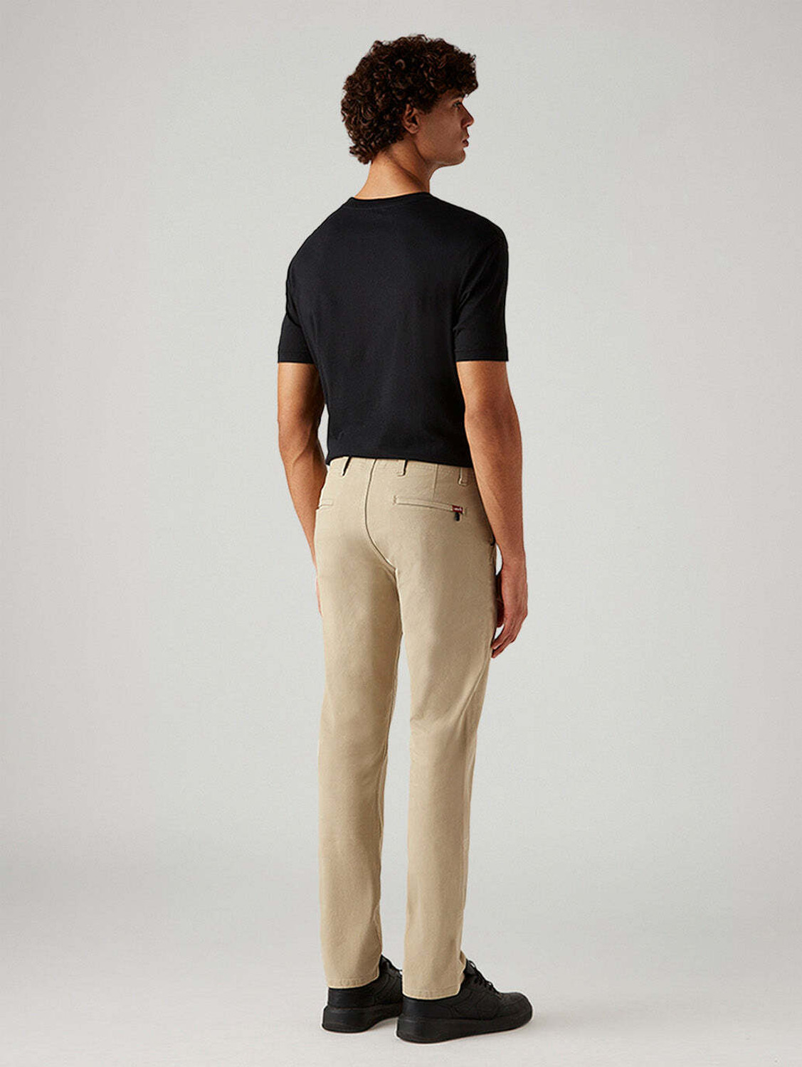 Image of LEVI'S Slim Fit Men Beige Trousers