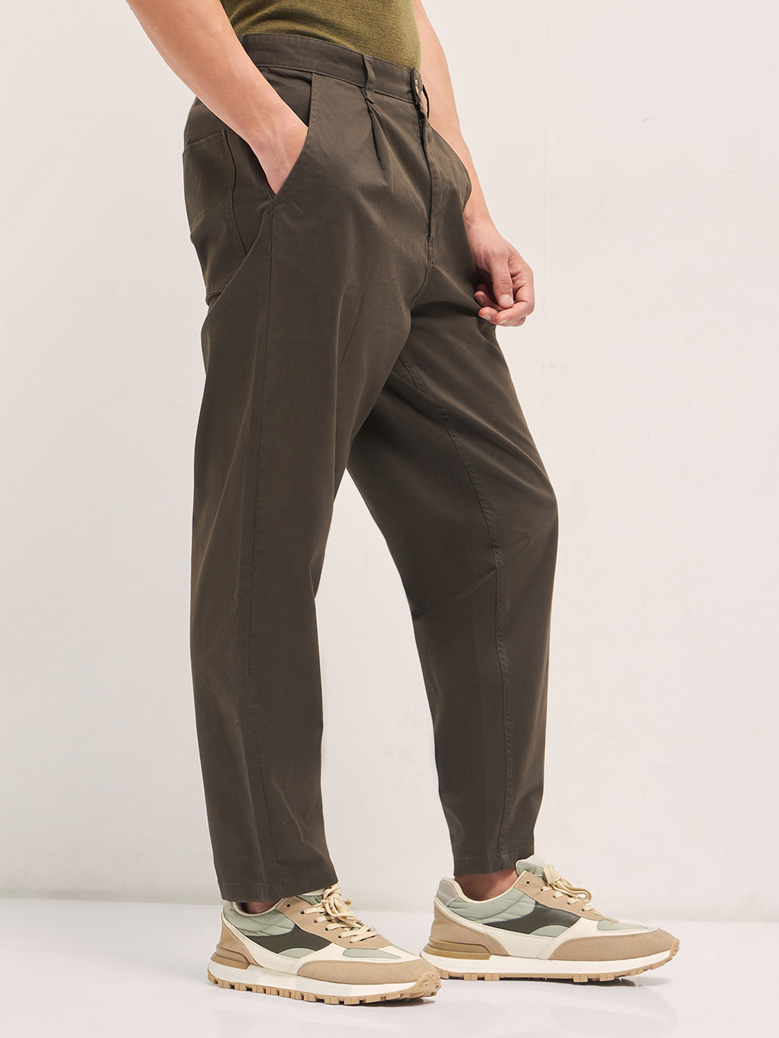Image of THE BEAR HOUSE Regular Fit Men Brown Trousers