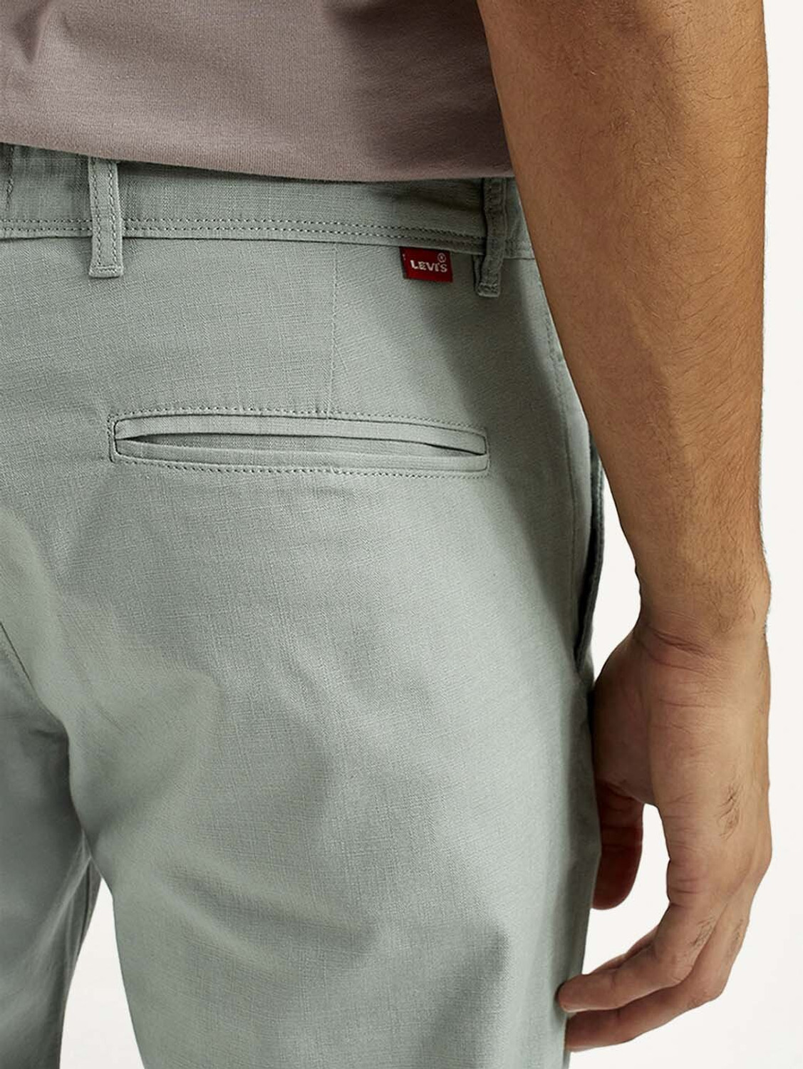 Image of LEVI'S Men Slim Fit Green Cotton Blend Trousers