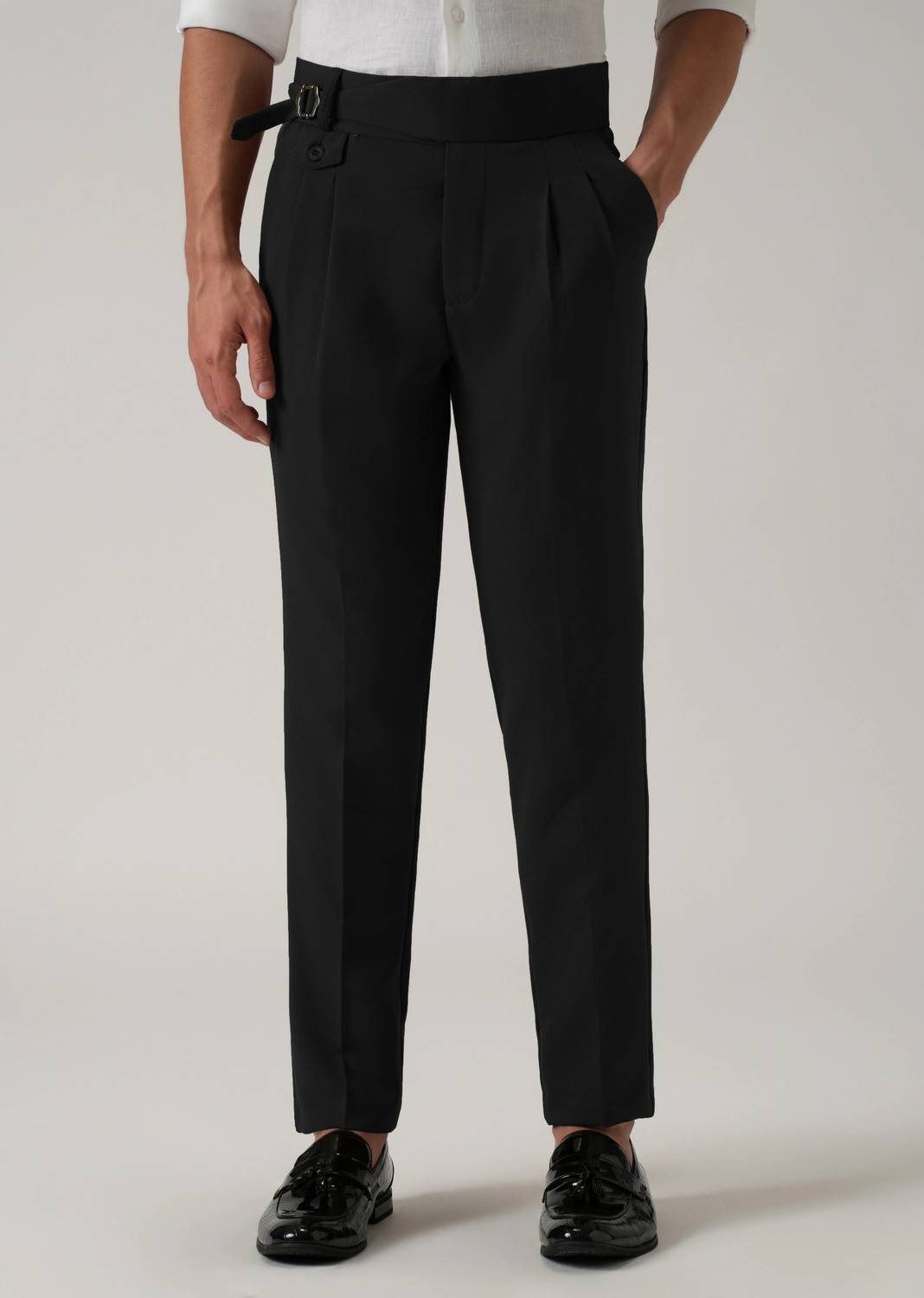 MANCREW Regular Fit Men Black Trousers