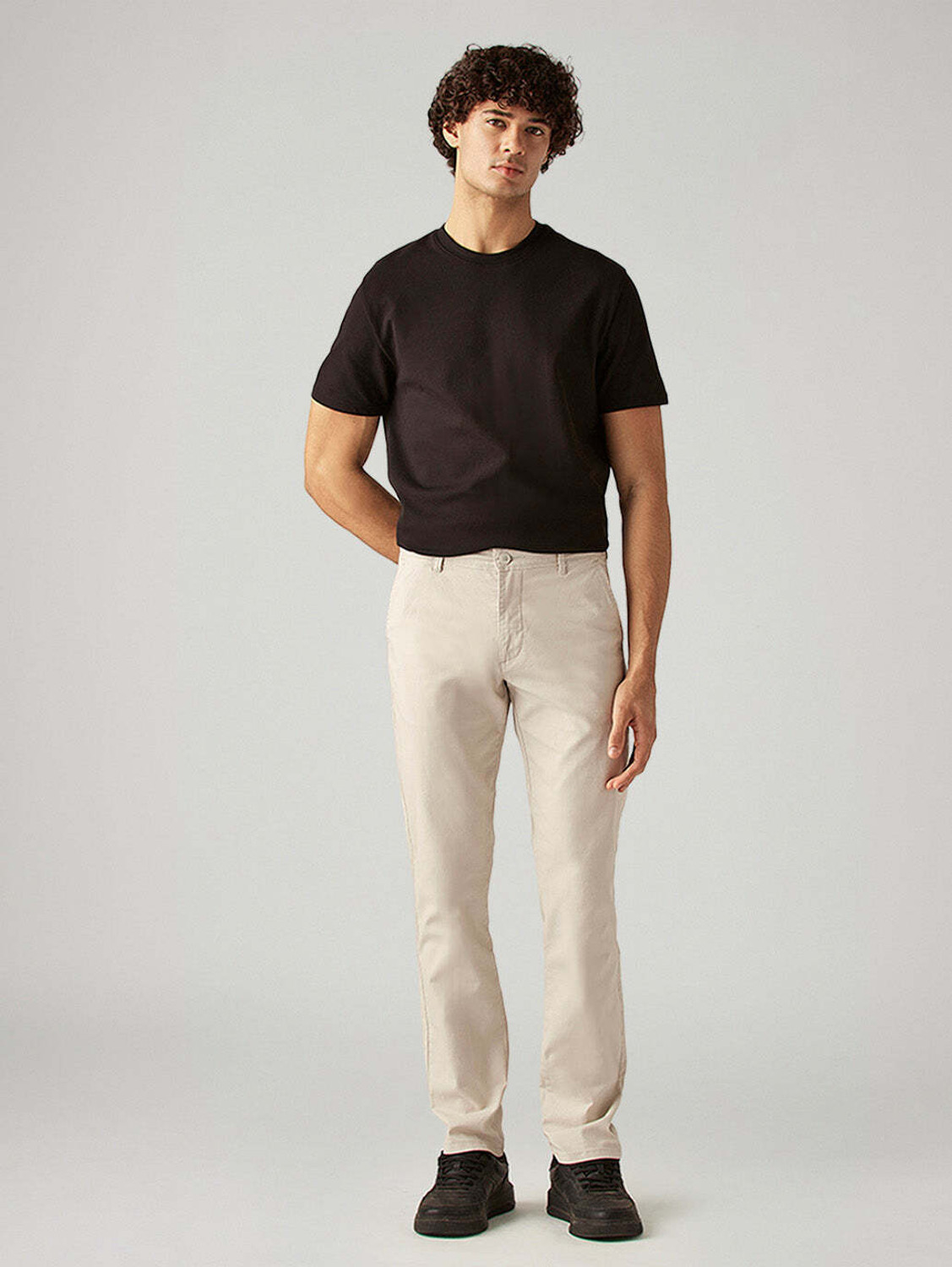 Image of LEVI'S Slim Fit Men Beige Trousers