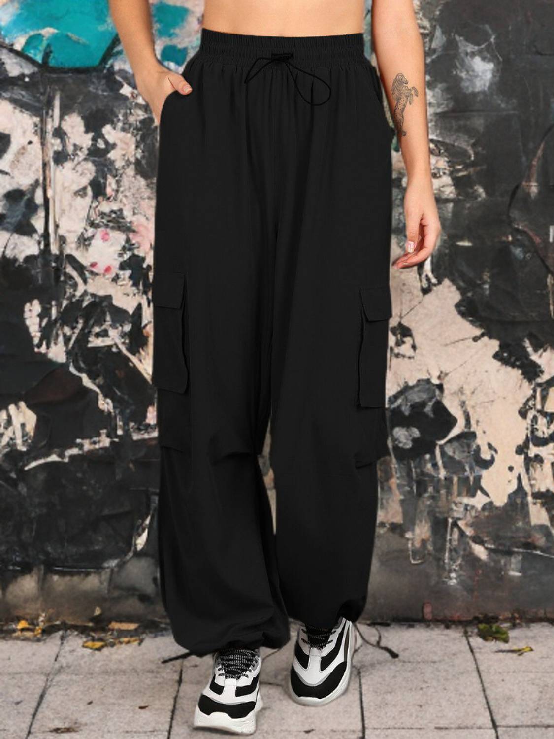 1stLov Regular Fit Women Black Trousers
