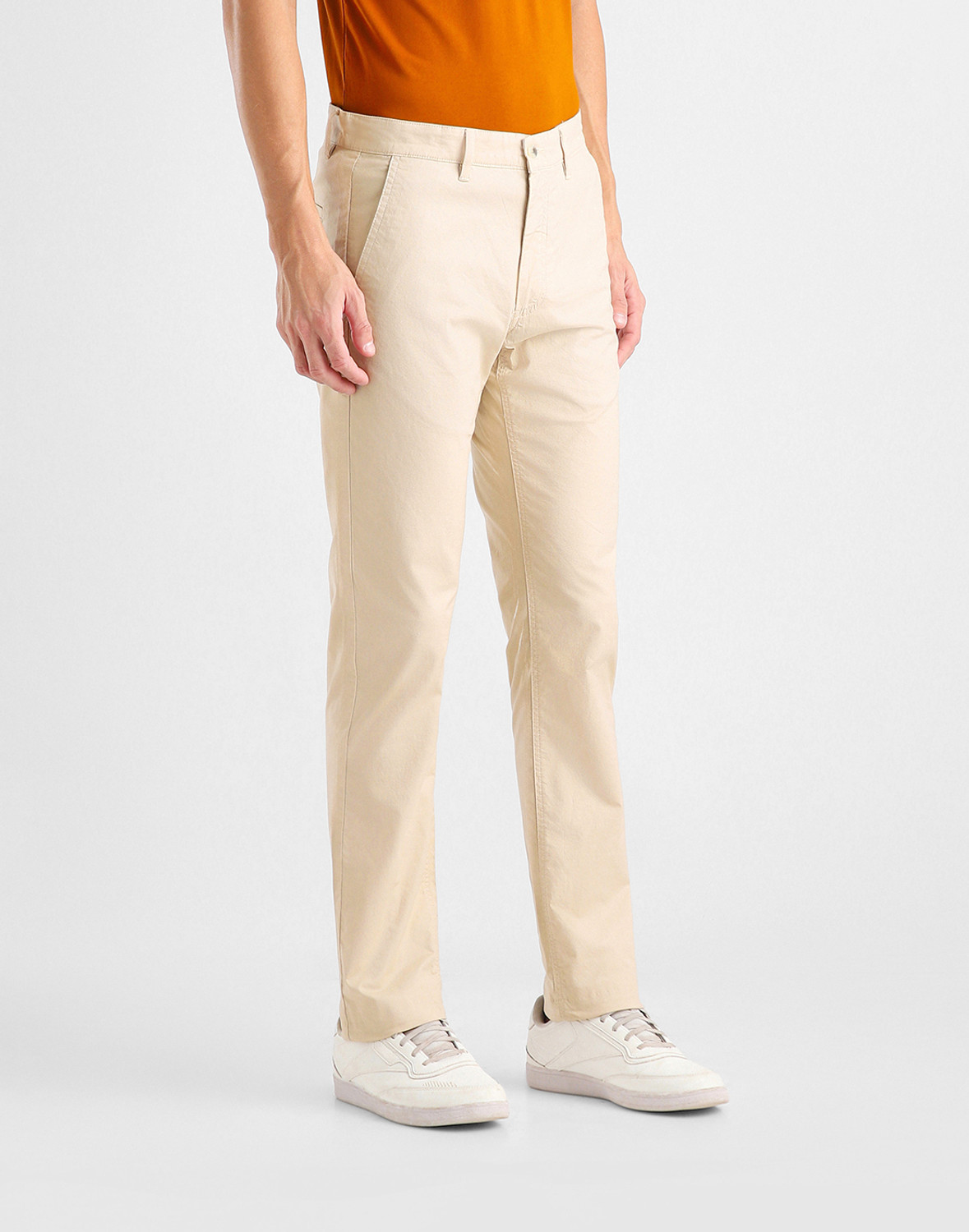 Image of VAN HEUSEN SPORT Men Slim Fit Khaki Cotton Blend Trousers