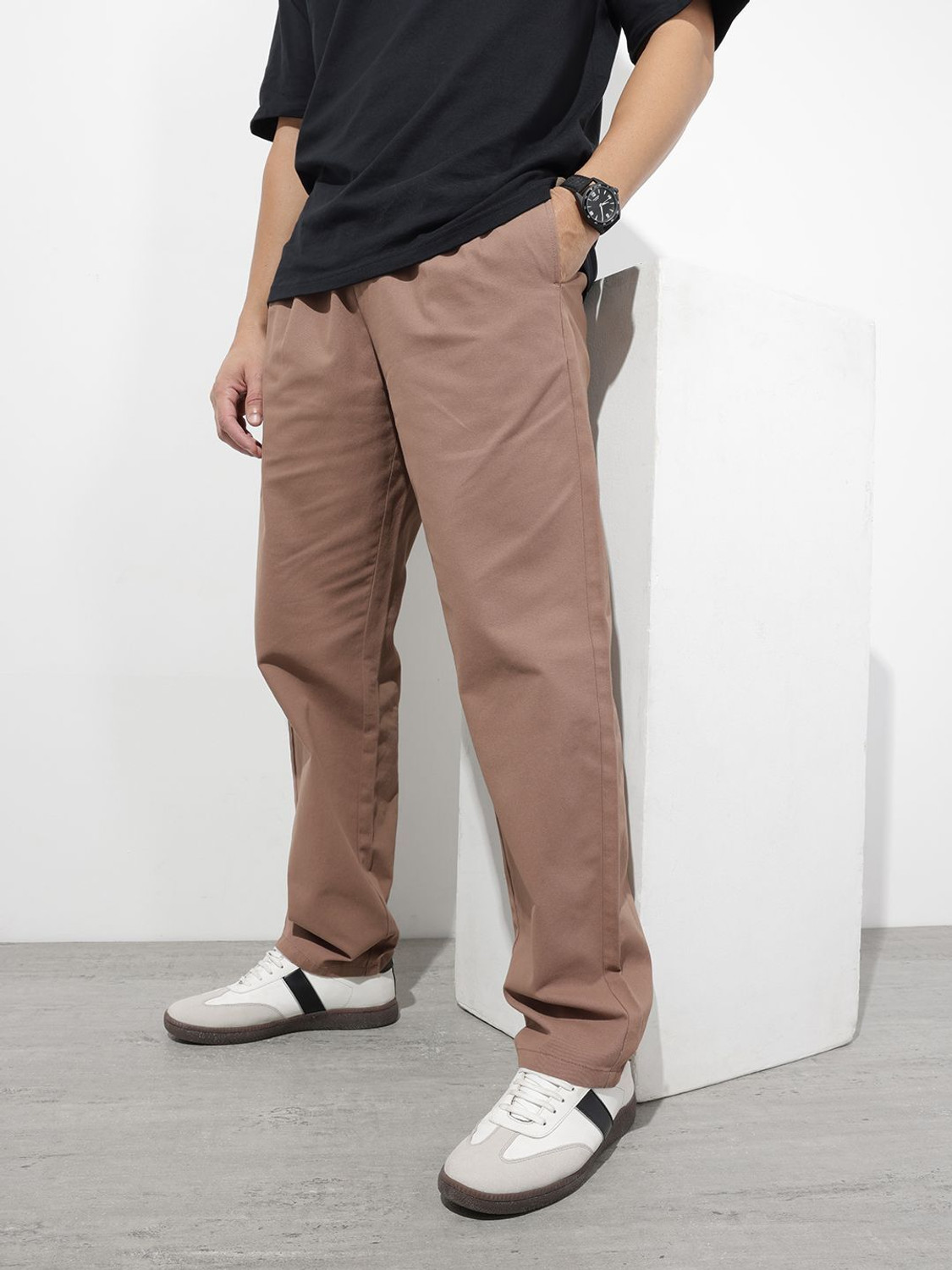 Image of Roadster Relaxed Men Brown Trousers