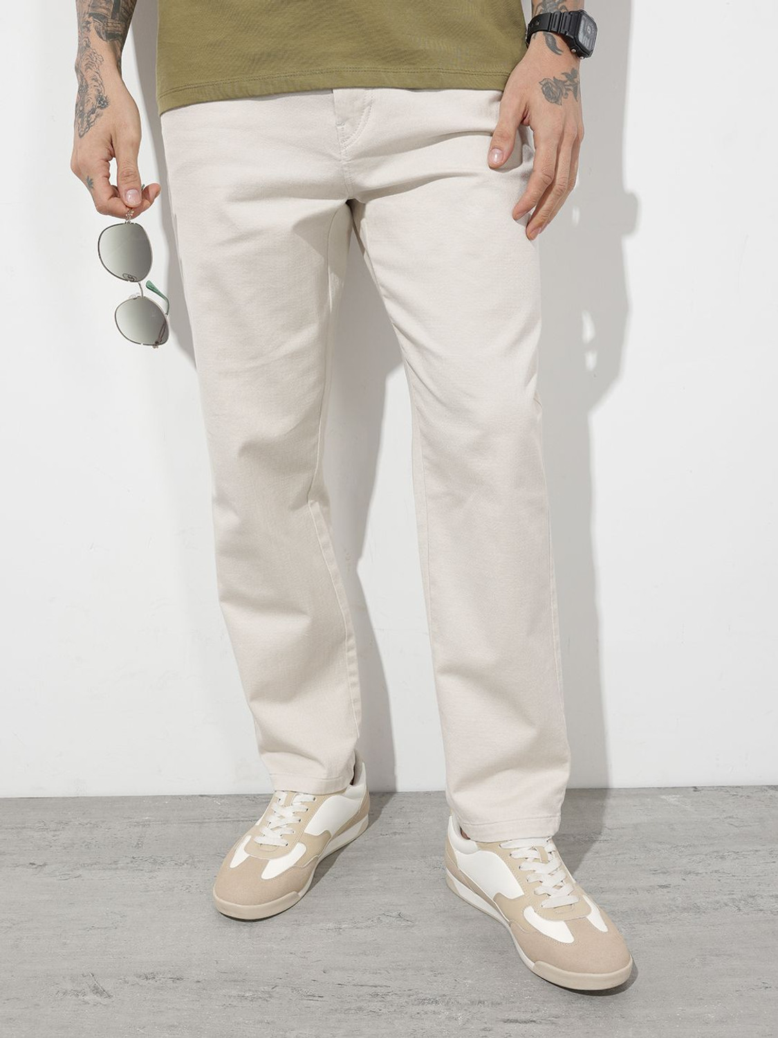 Roadster Loose Fit Men Beige Trousers
