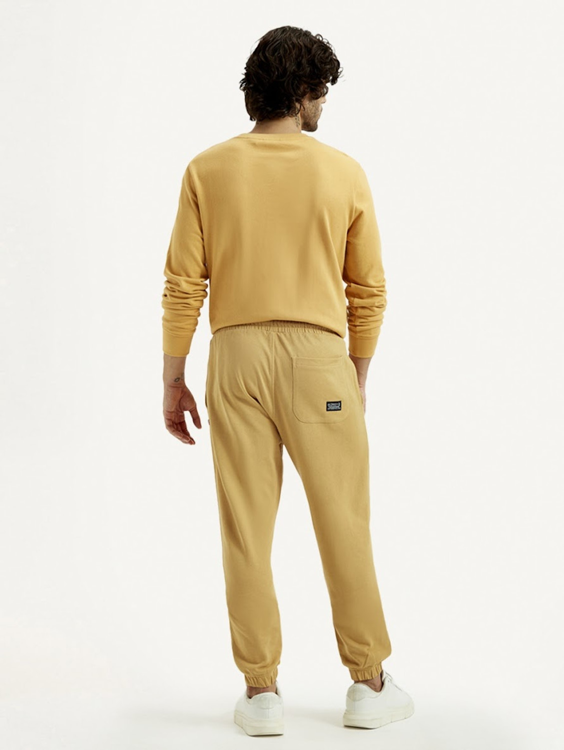 Image of LEVI'S Tapered Men Yellow Trousers