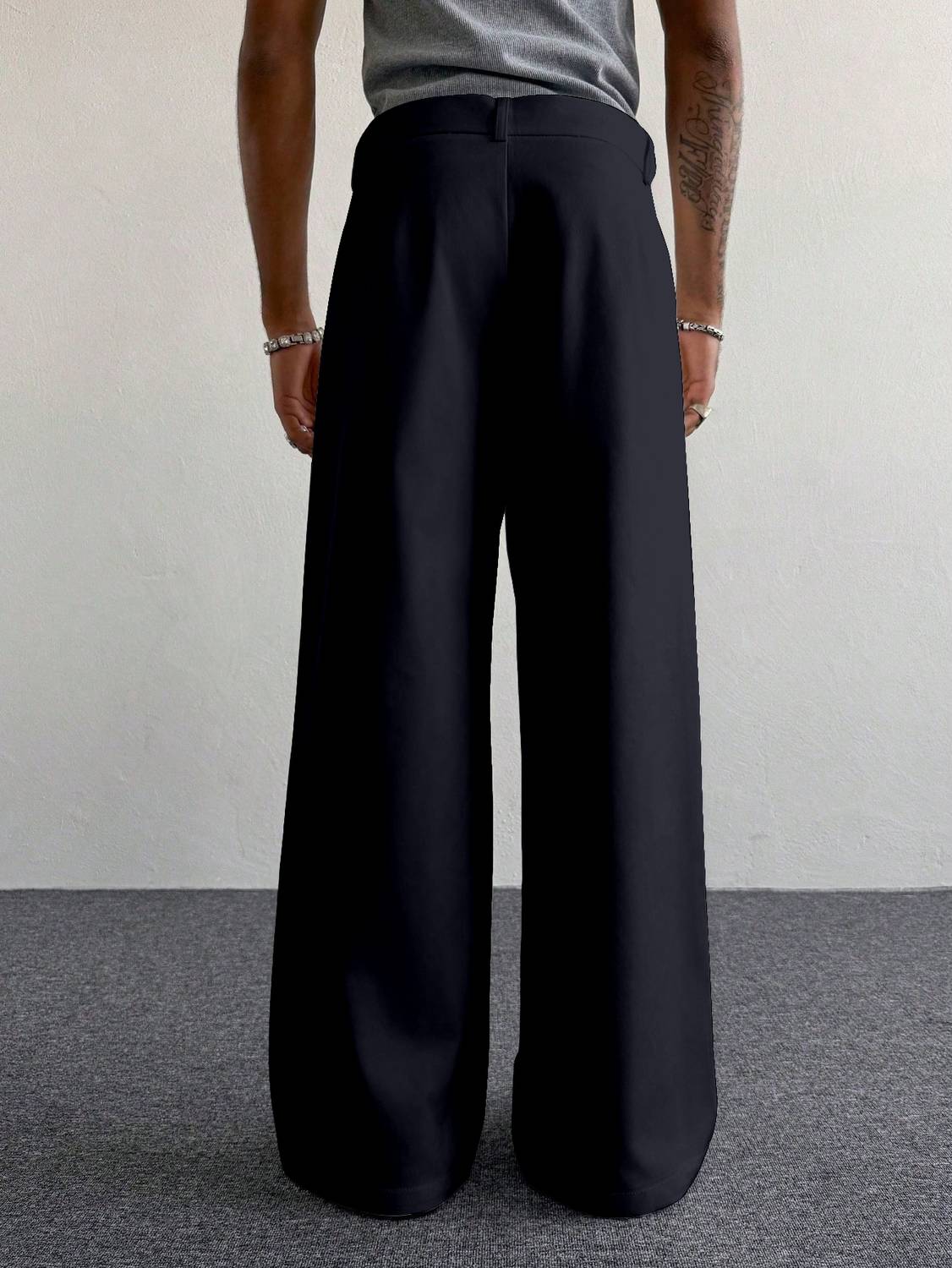 Klossy Loose Fit Men Grey Trousers - Image 4