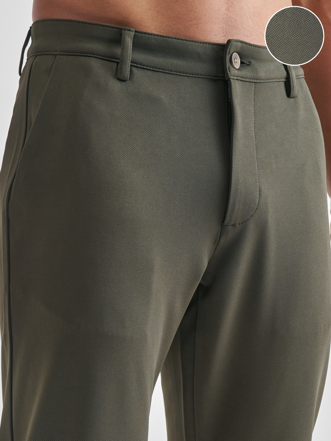 Image of HIGHLANDER Tapered Men Green Trousers