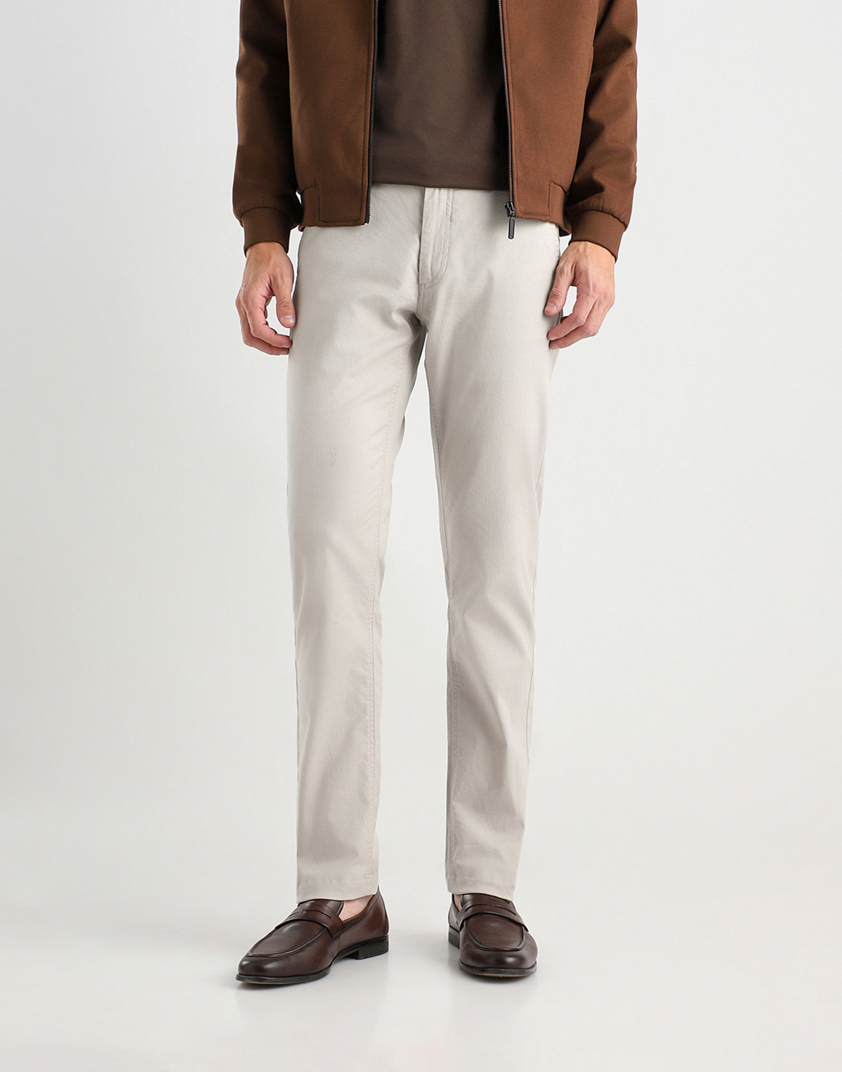 Image of VAN HEUSEN SPORT Men Slim Fit Cream Cotton Blend Trousers