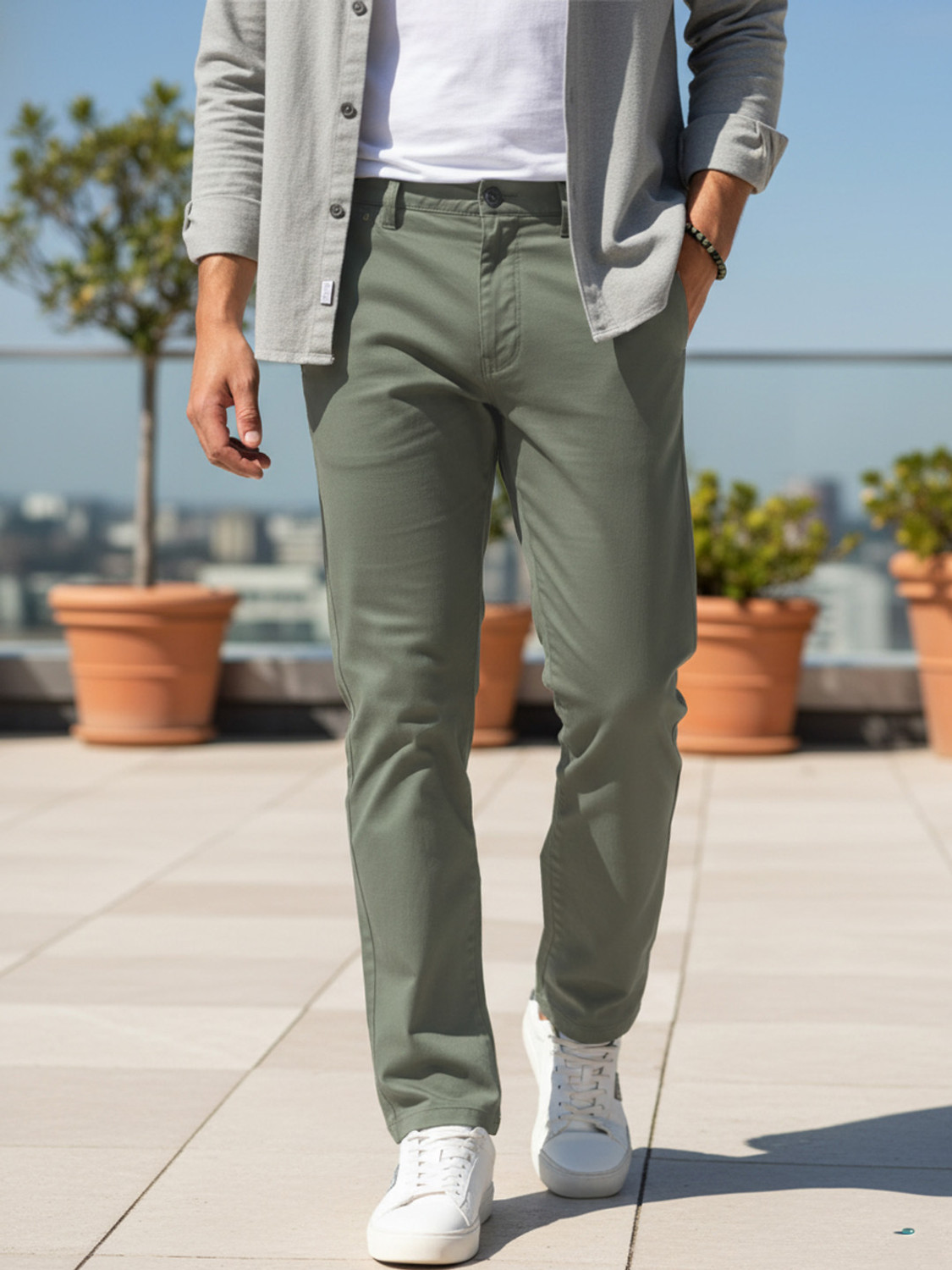 Image of Urbano Fashion Straight Fit Men Green Trousers