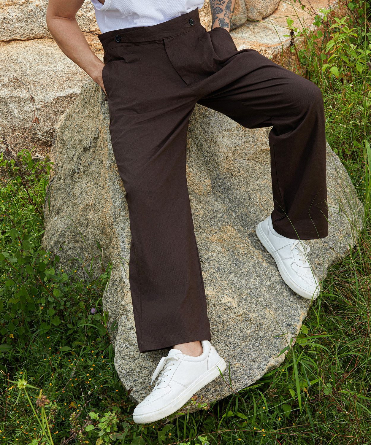 Image of CAHOOT Regular Fit Men Brown Trousers