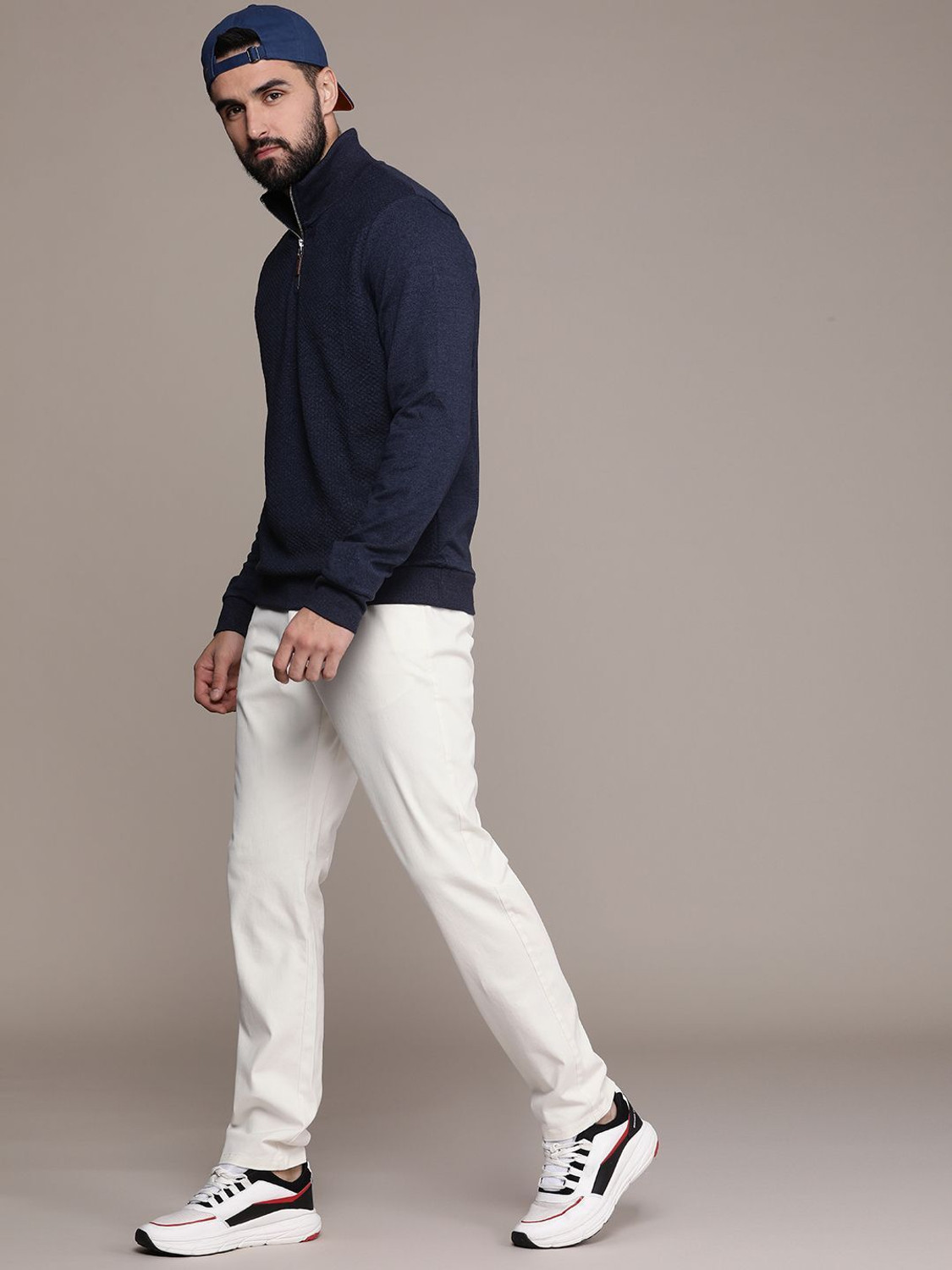 Image of Roadster Regular Fit Men White Trousers