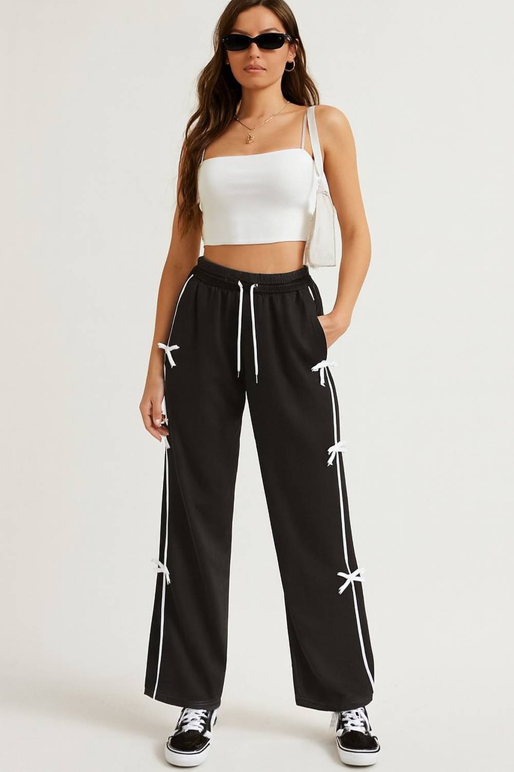 AKSM Loose Fit, Relaxed Women Black Trousers