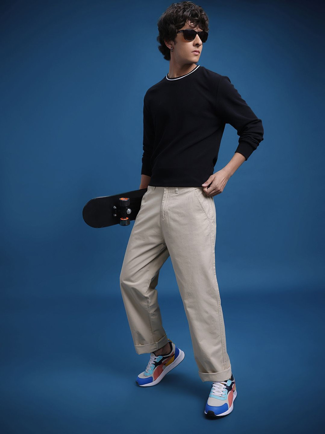Image of Roadster Straight Fit Men Beige Trousers