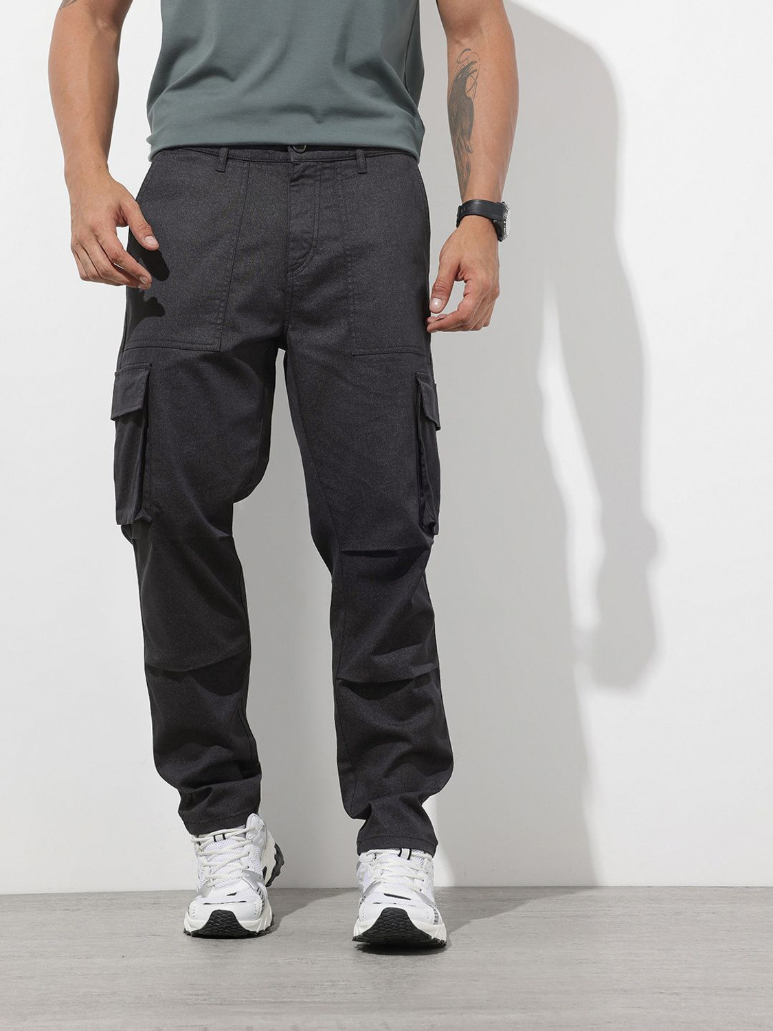 Image of Roadster Regular Fit Men Black Trousers