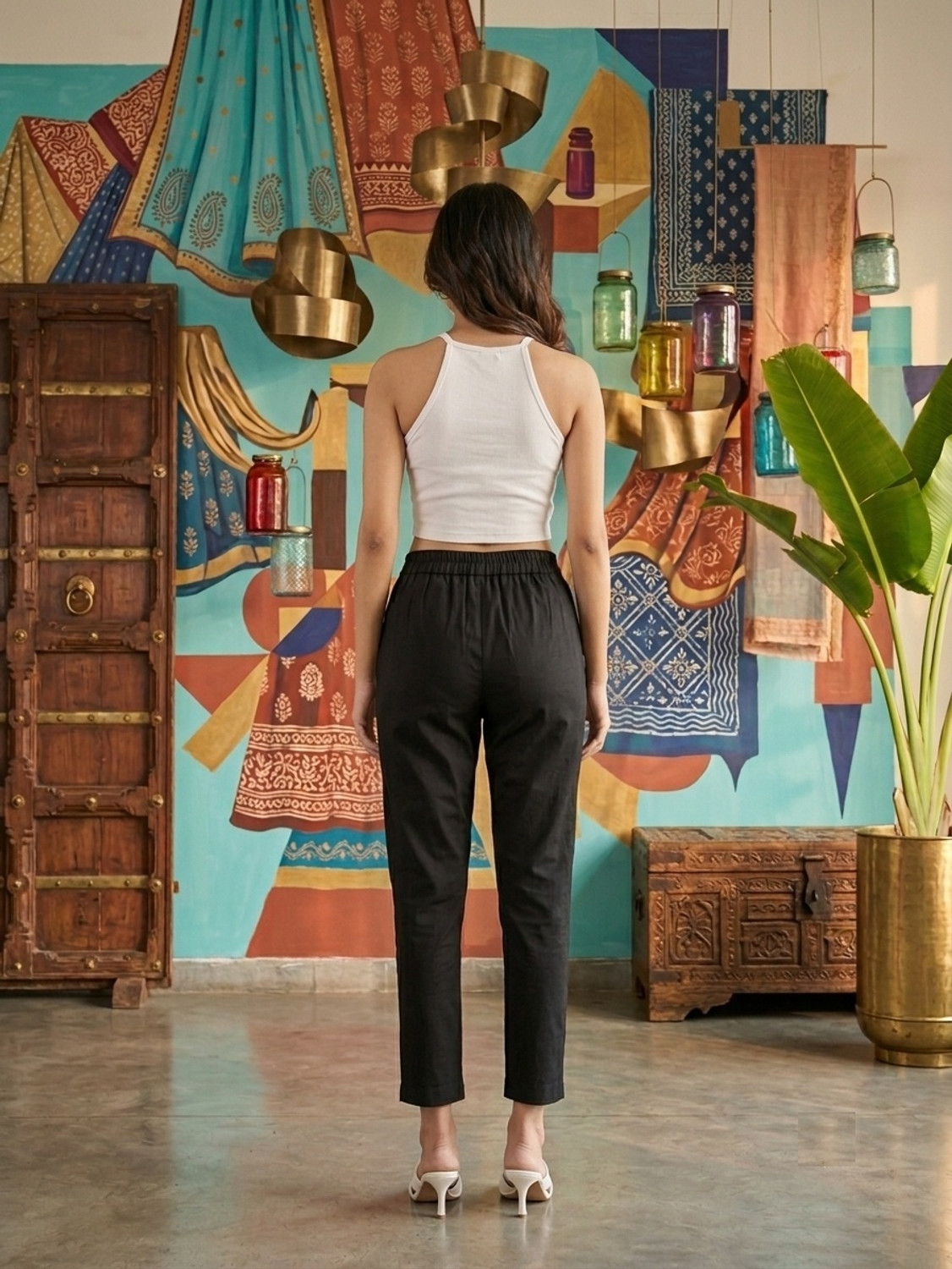 Image of fnj Women Regular Fit Black Pure Cotton Trousers