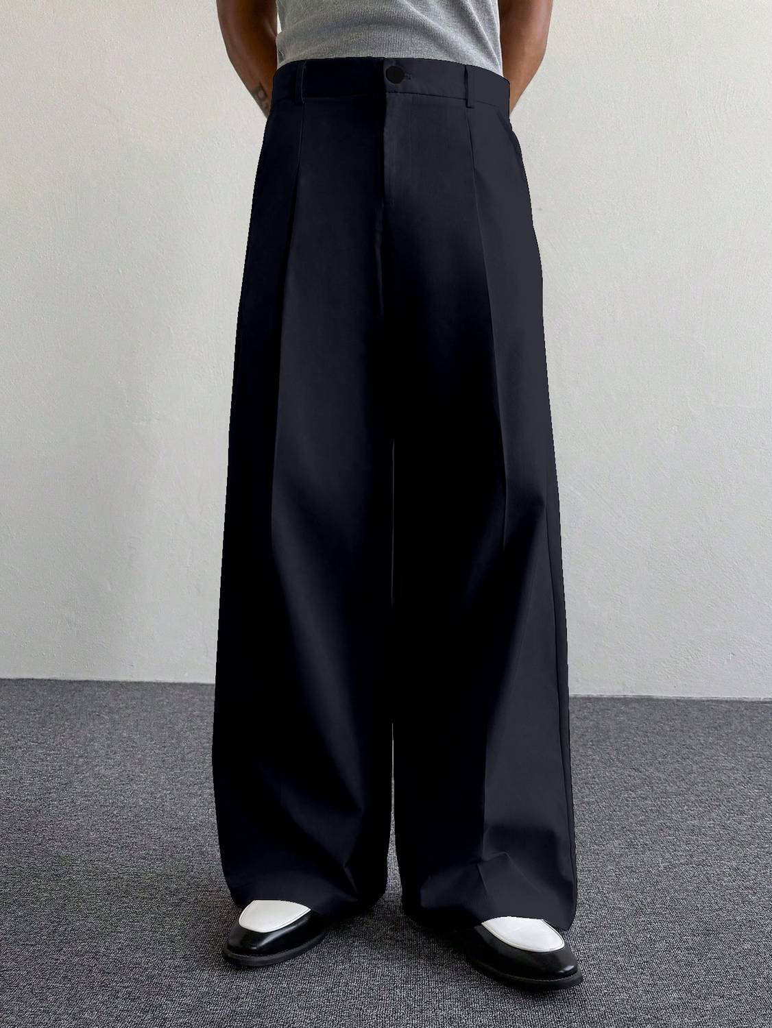 Klossy Loose Fit Men Grey Trousers - Image 3