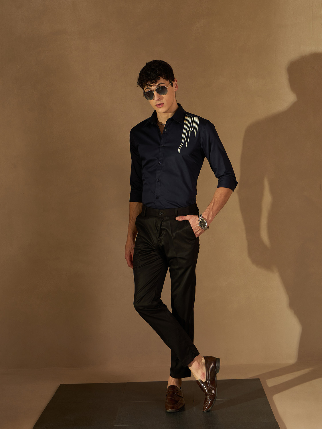 Image of DENNISON Men Tapered Black Polyester Trousers