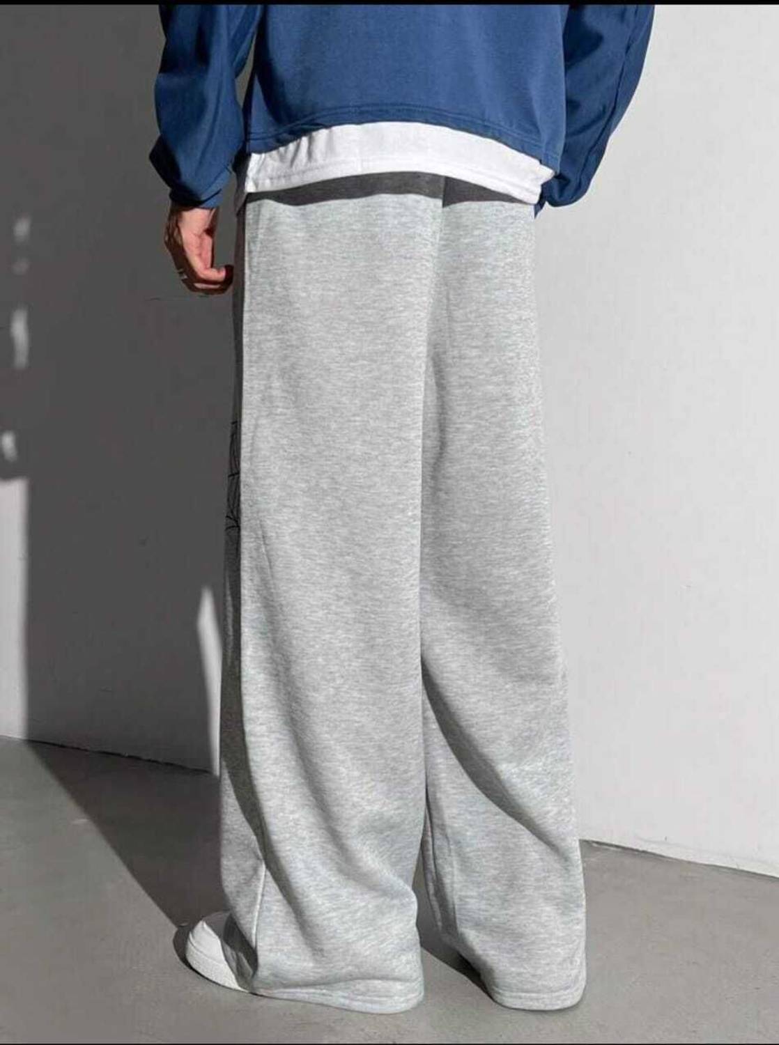 FASHIONKR Loose Fit Men Grey Trousers - Image 2