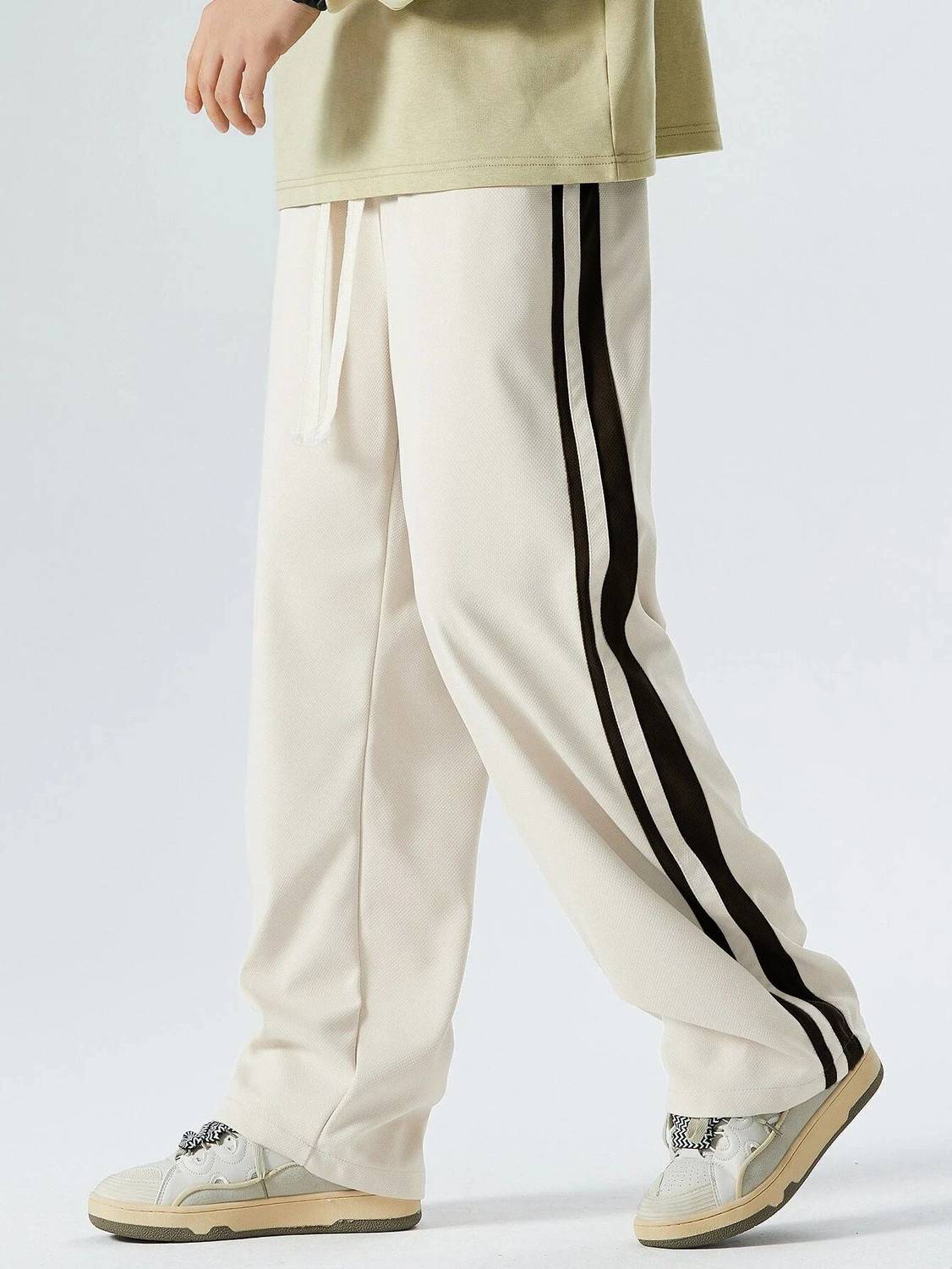 Image of Leriya Fashion Regular Fit Men Cream Trousers